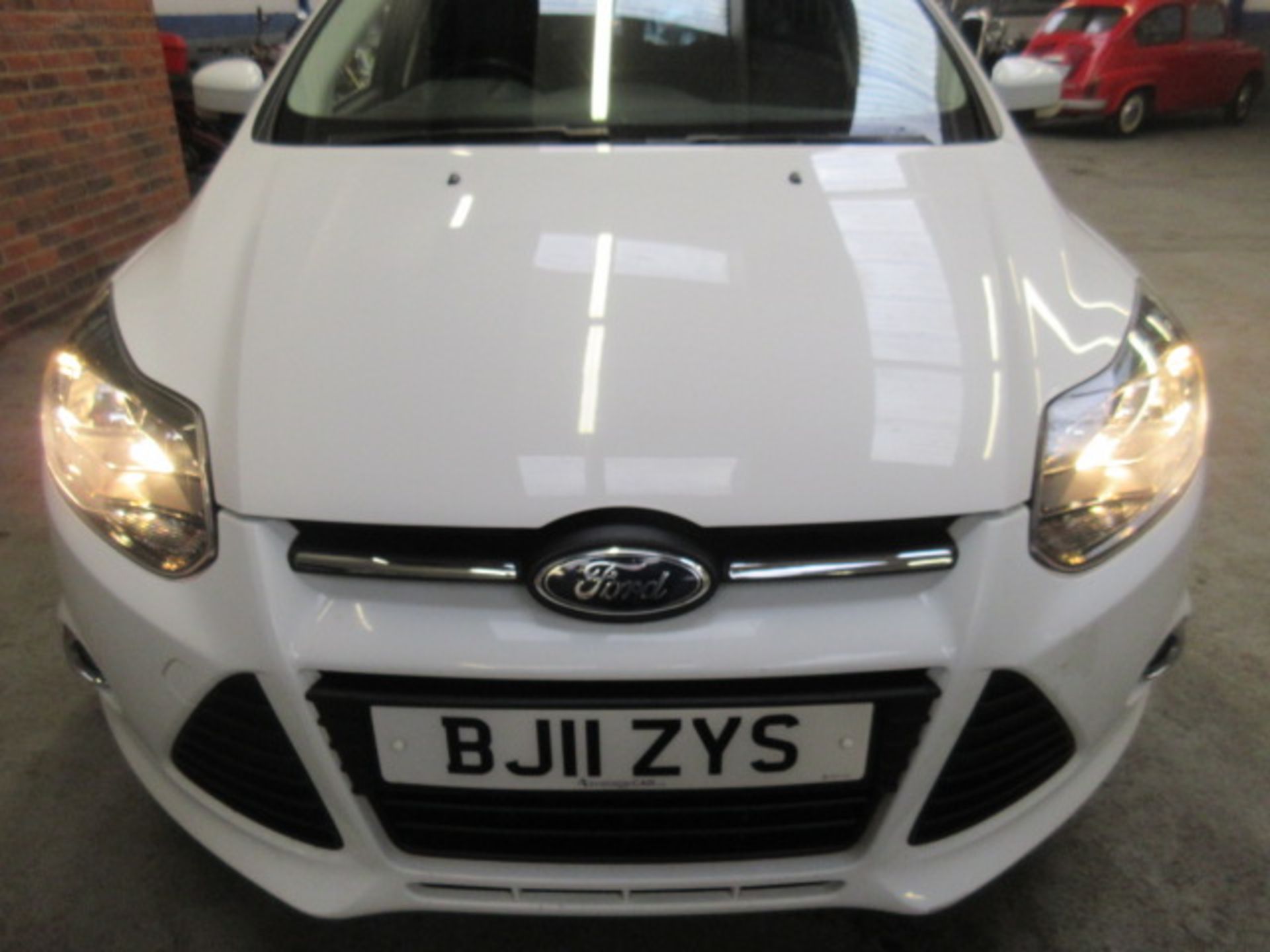 11 11 Ford Focus Zetec TDCI - Image 11 of 21