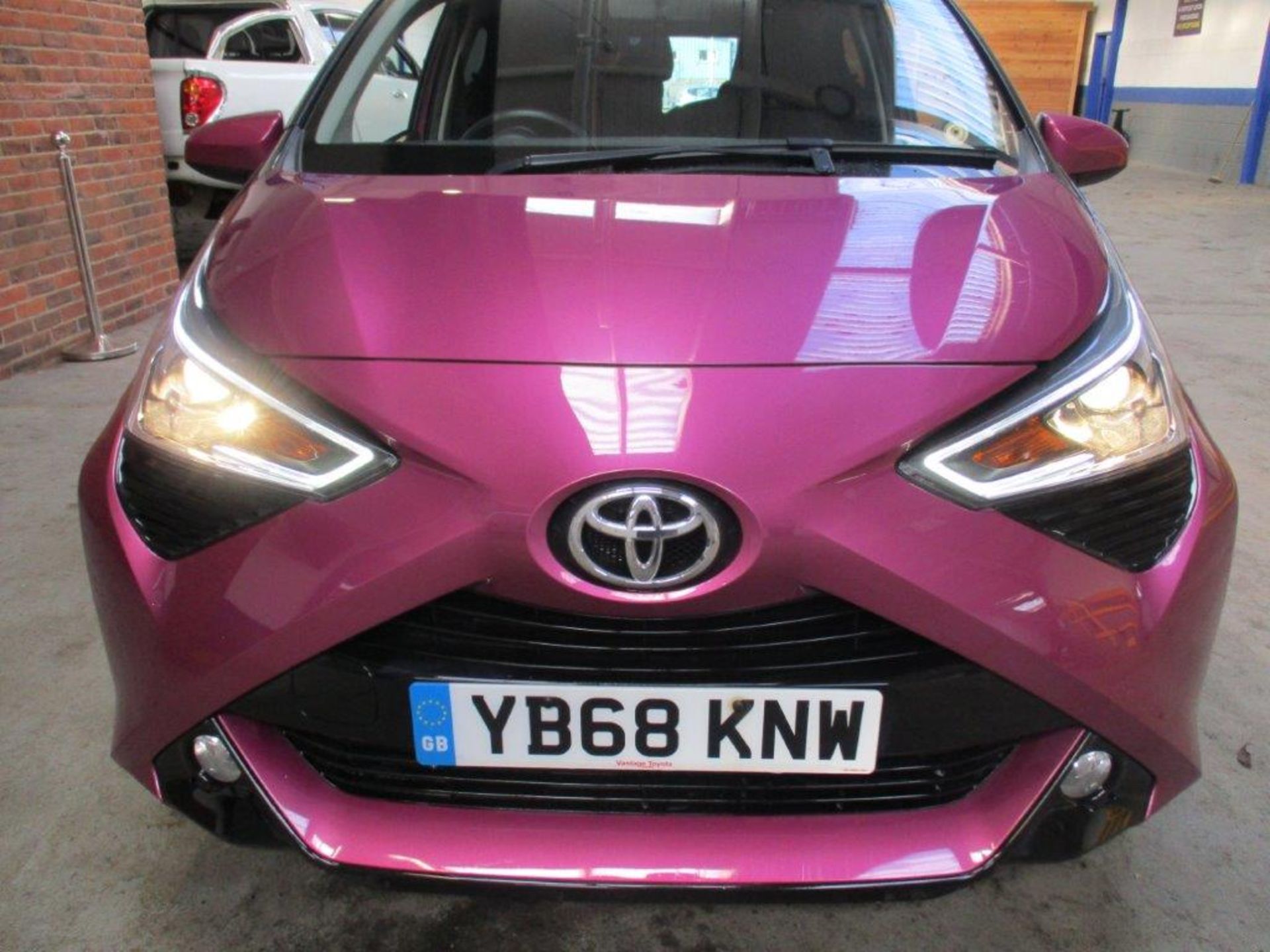 68 19 Toyota Aygo X-Cite VTT-I - Image 7 of 18