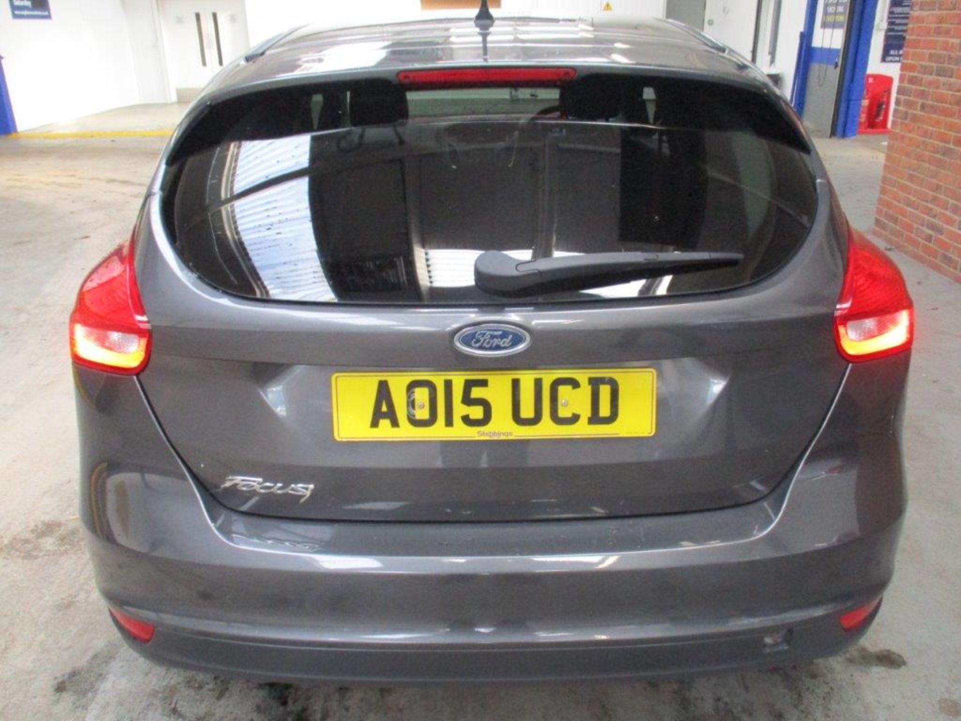 15 15 Ford Focus Zetec TDCI - Image 12 of 18