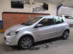 12 12 Renault Clio Dyn Tomtom