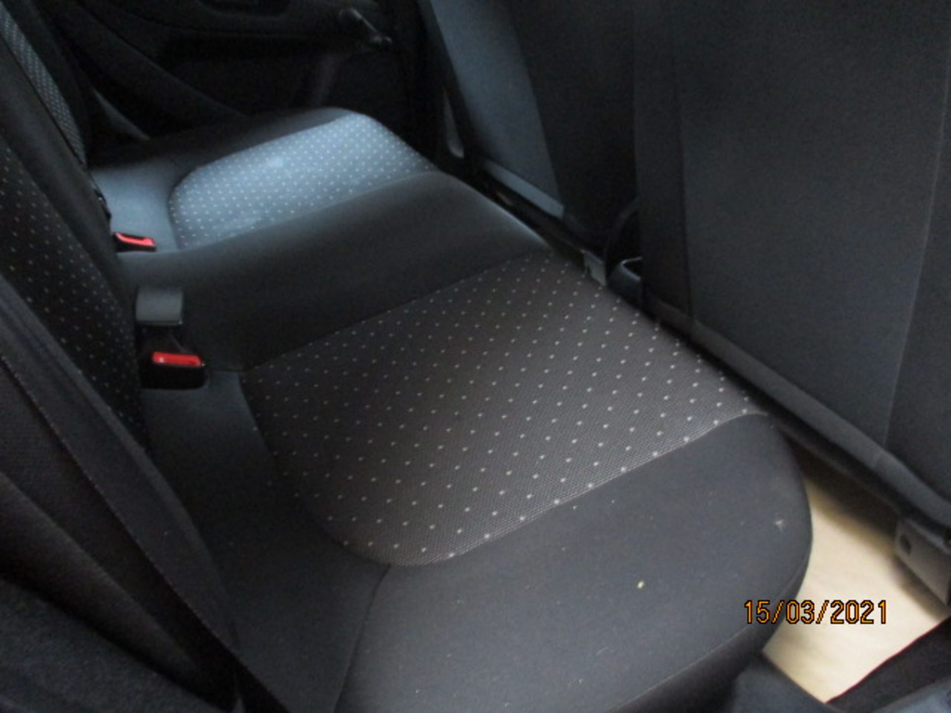 09 59 Fiat Grande Punto Active 77 - Image 12 of 16