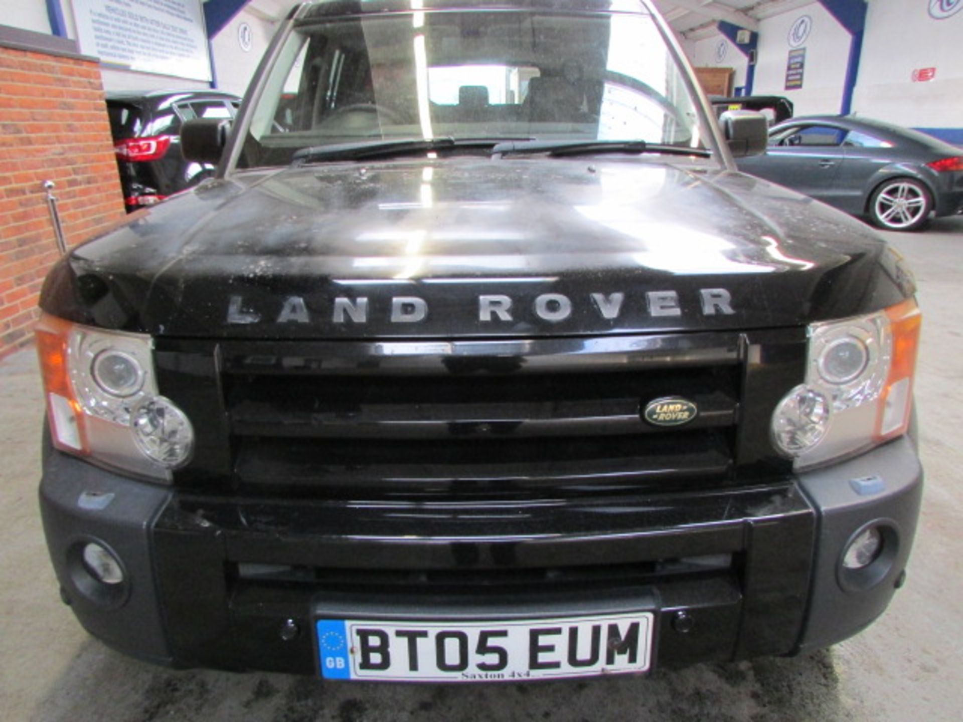 05 05 L/Rover Discovery 3 TDV6 Auto - Image 3 of 17