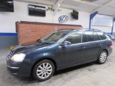 57 08 VW Golf SE TDI 140 DPF