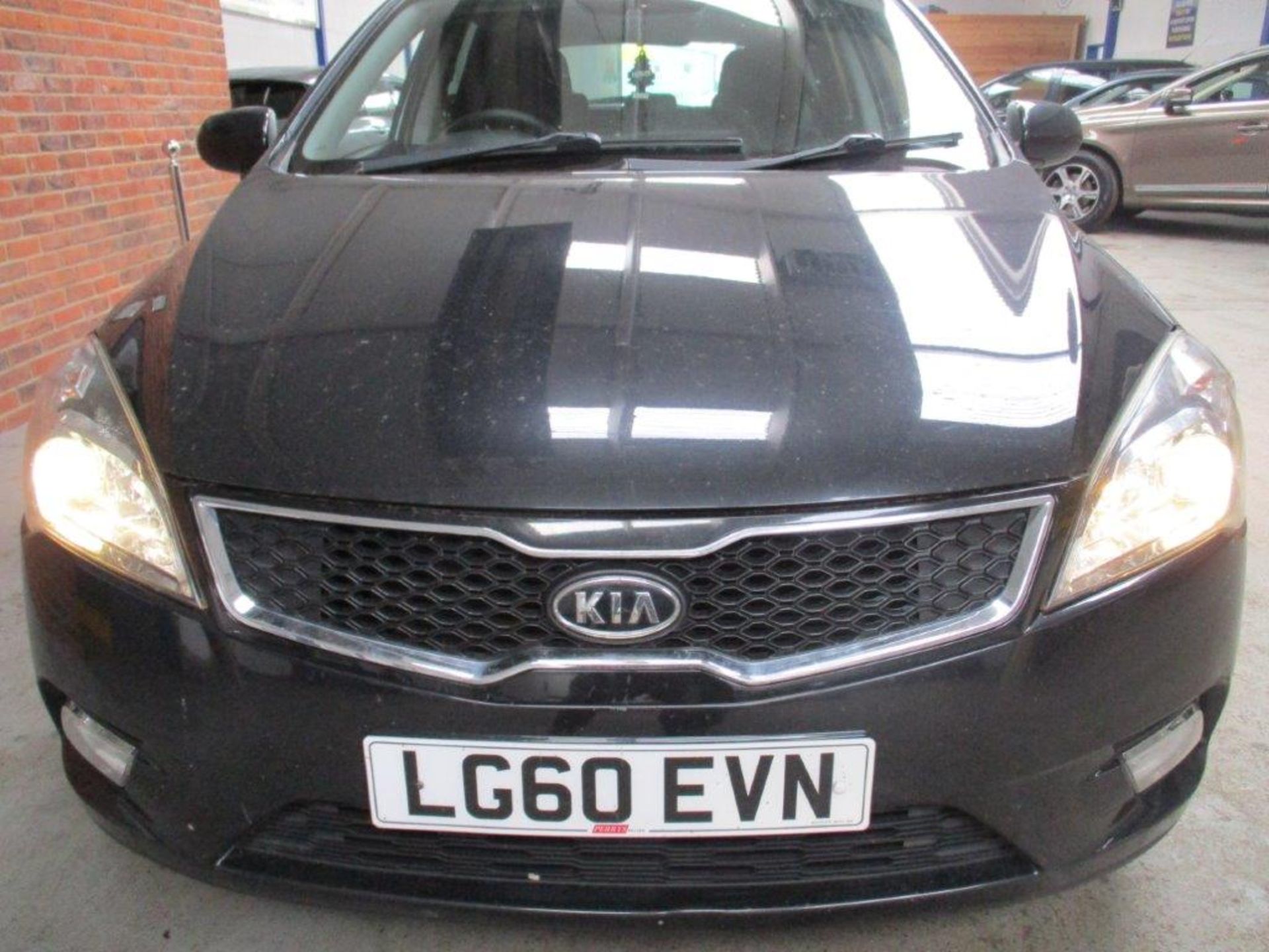 60 10 Kia Ceed 3 - Image 2 of 20