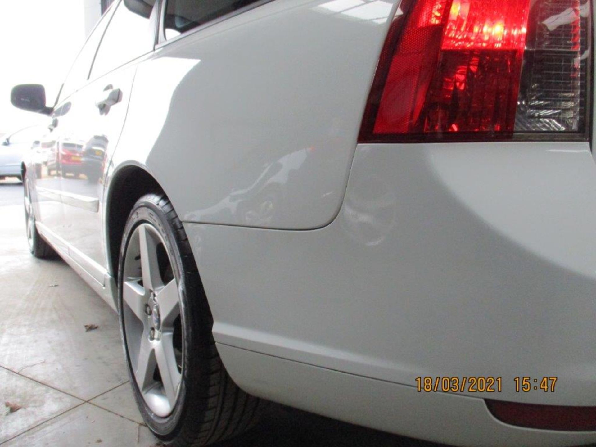 12 12 Volvo V50 SE Edition Drive - Image 19 of 28