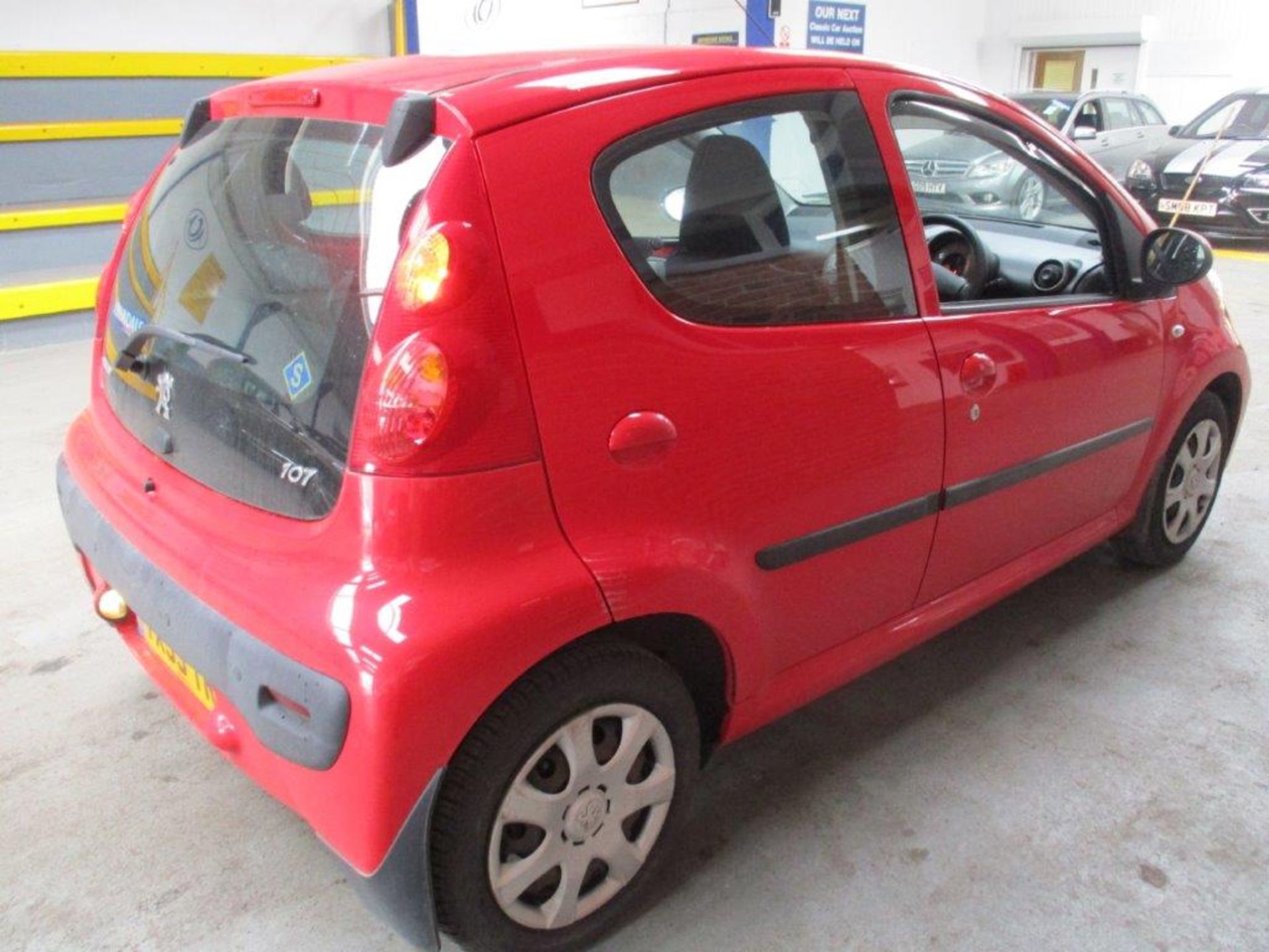 59 09 Peugeot 107 Urban - Image 6 of 21