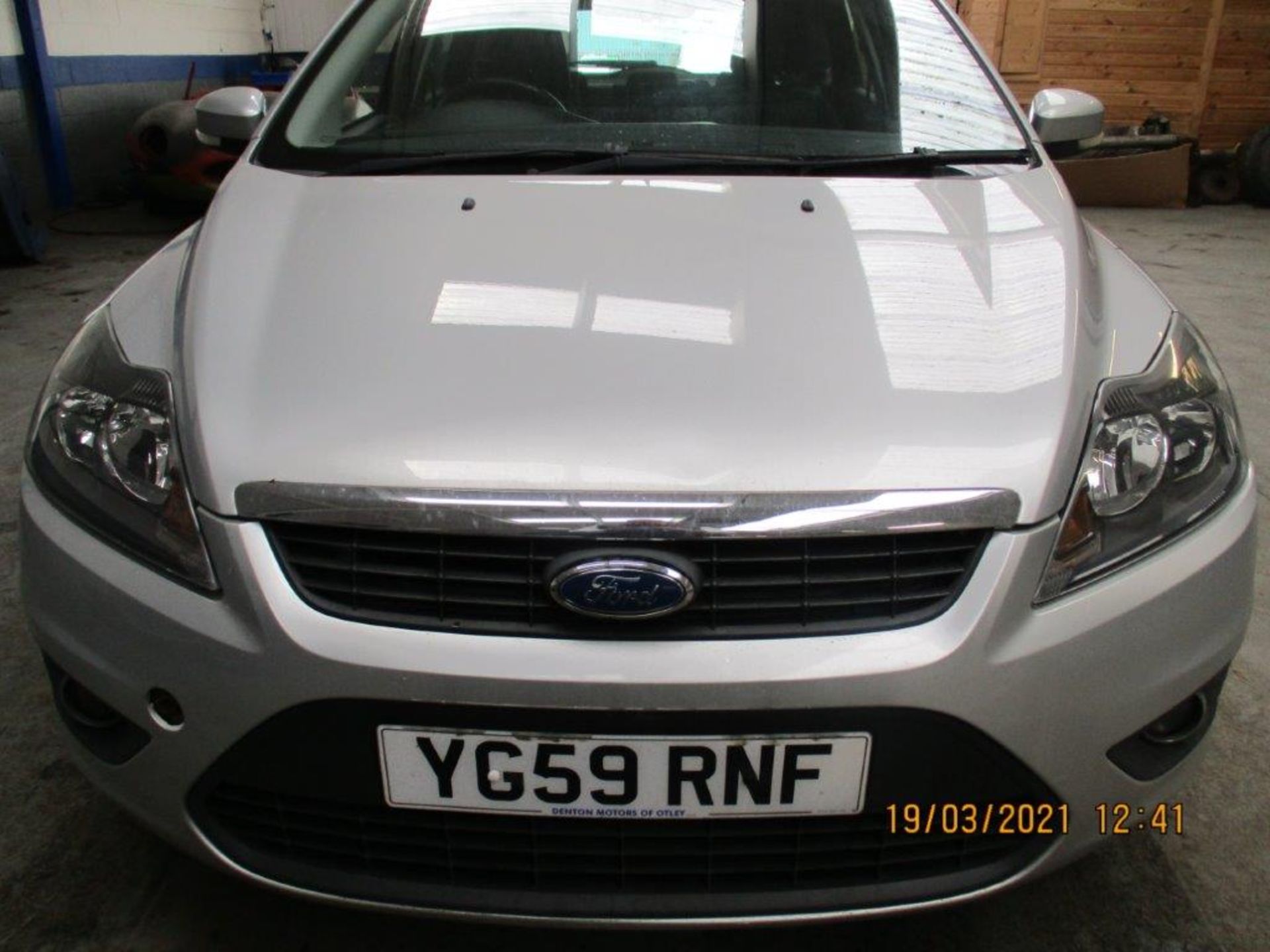 59 09 Ford Focus Zetec 100 - Image 4 of 17