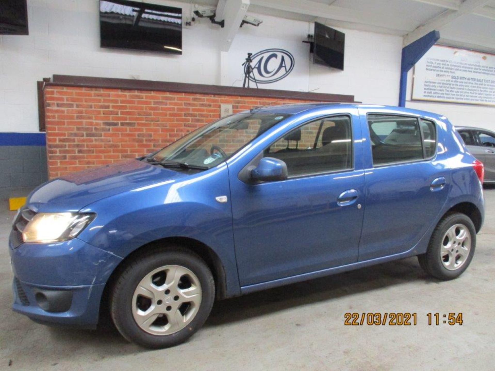 62 13 Dacia Sandero Laureate DCI