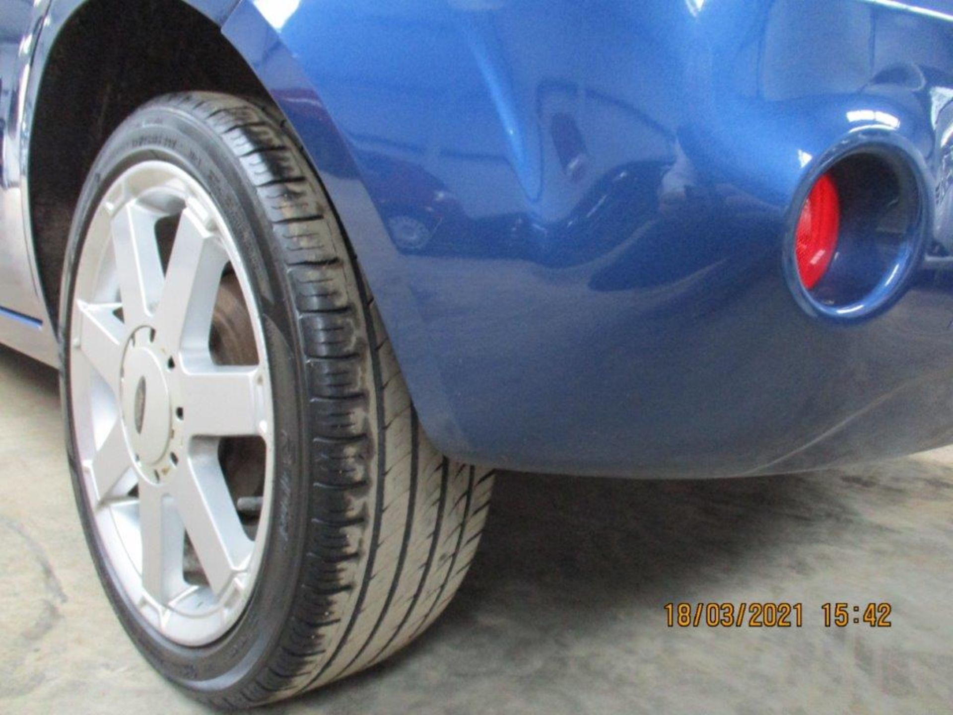 58 09 Ford Fiesta Zetec Blue - Image 13 of 22