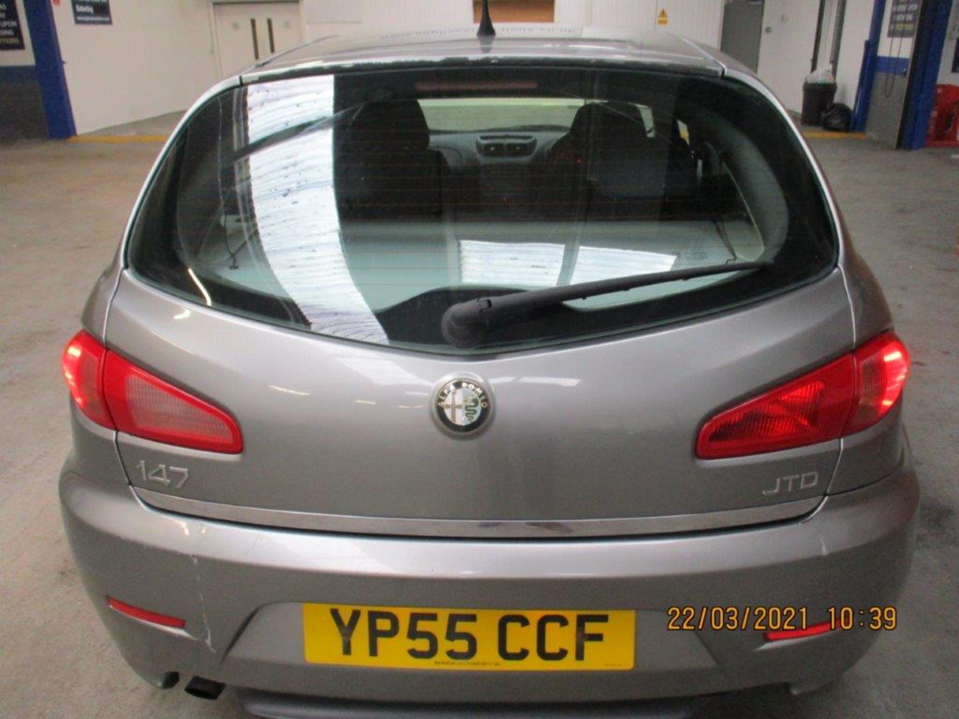 55 05 Alfa Romeo 147 JTD Lusso - Image 3 of 17