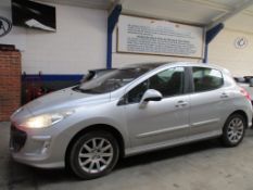 08 08 Peugeot 308 SE HDI 110