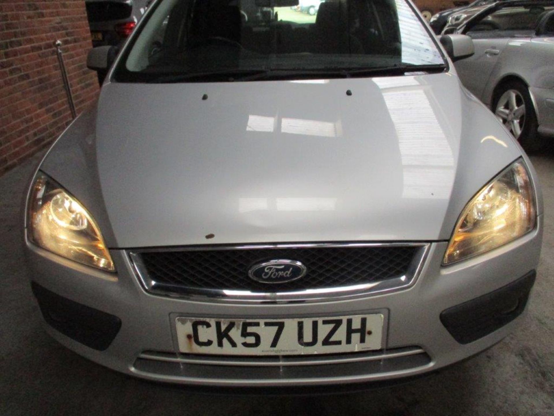 57 07 Ford Focus Zetec Climate - Image 4 of 19