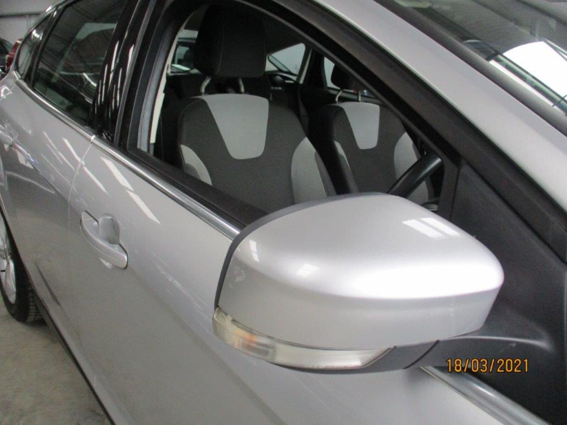 63 13 Ford Focus Zetec TDCI - Image 18 of 23