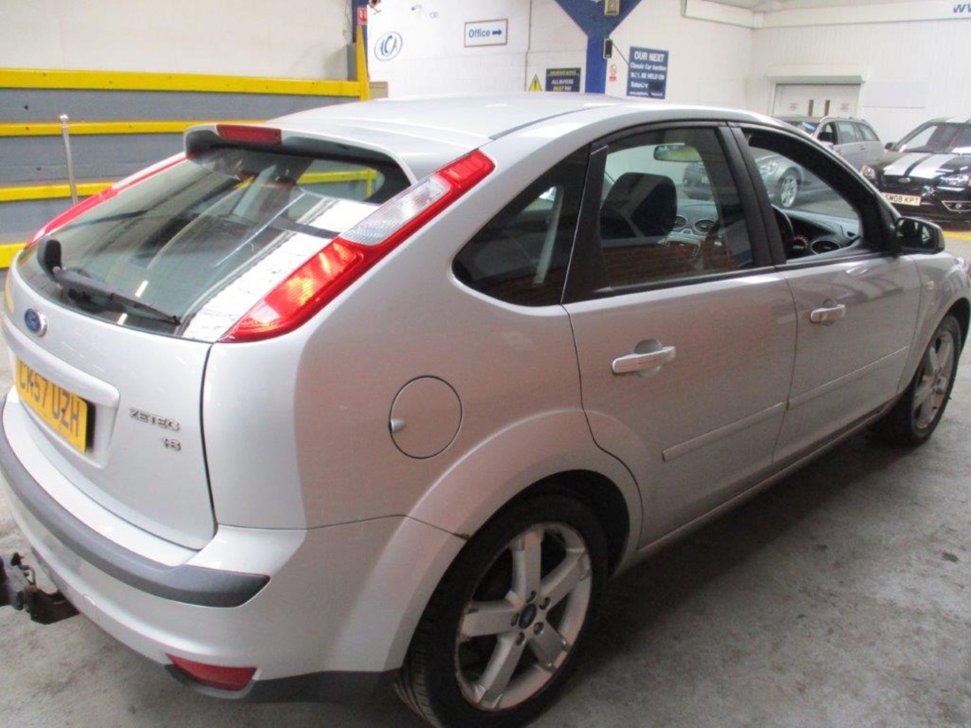 57 07 Ford Focus Zetec Climate - Image 3 of 19