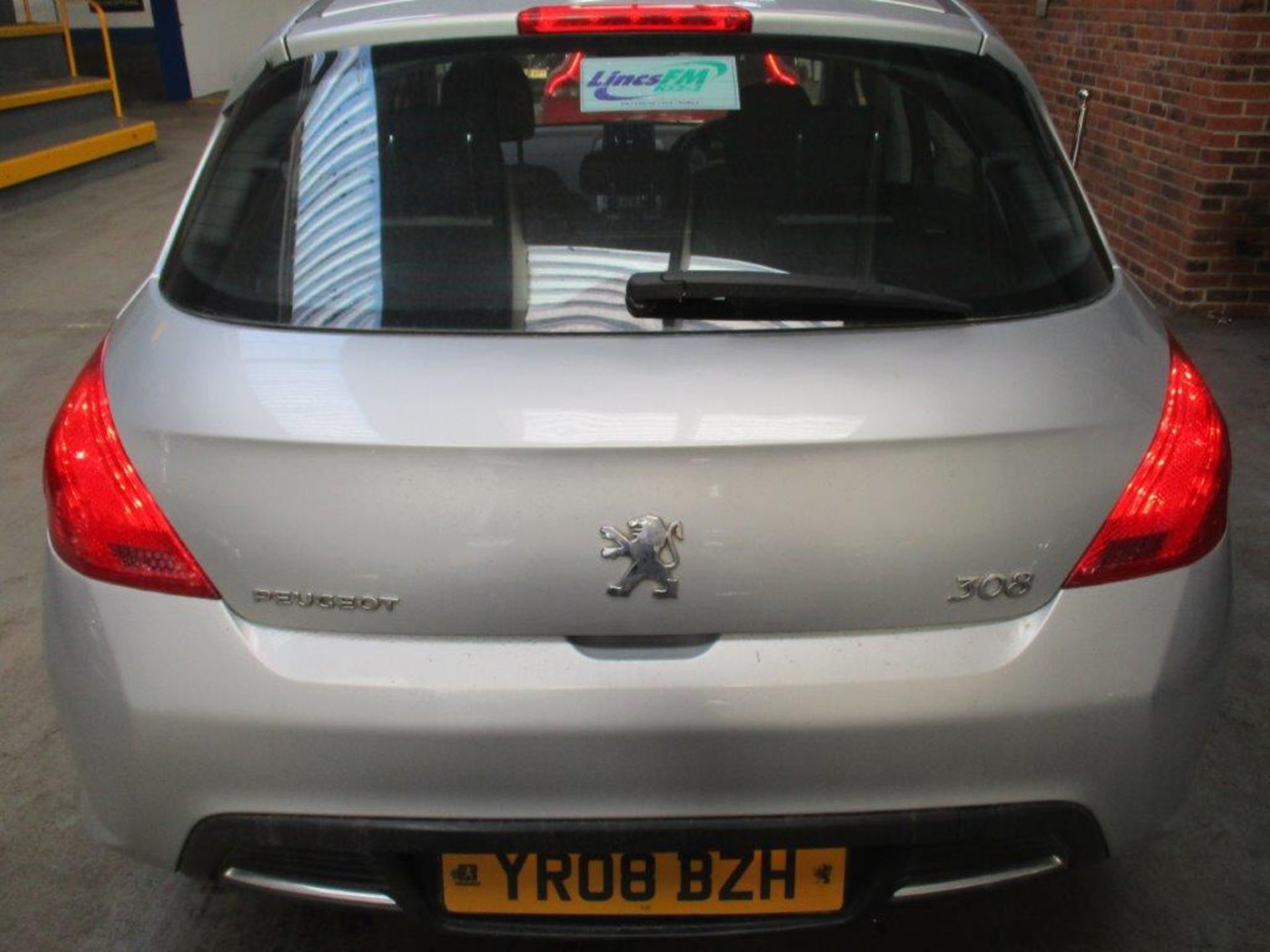 08 08 Peugeot 308 SE HDI 110 - Image 2 of 19