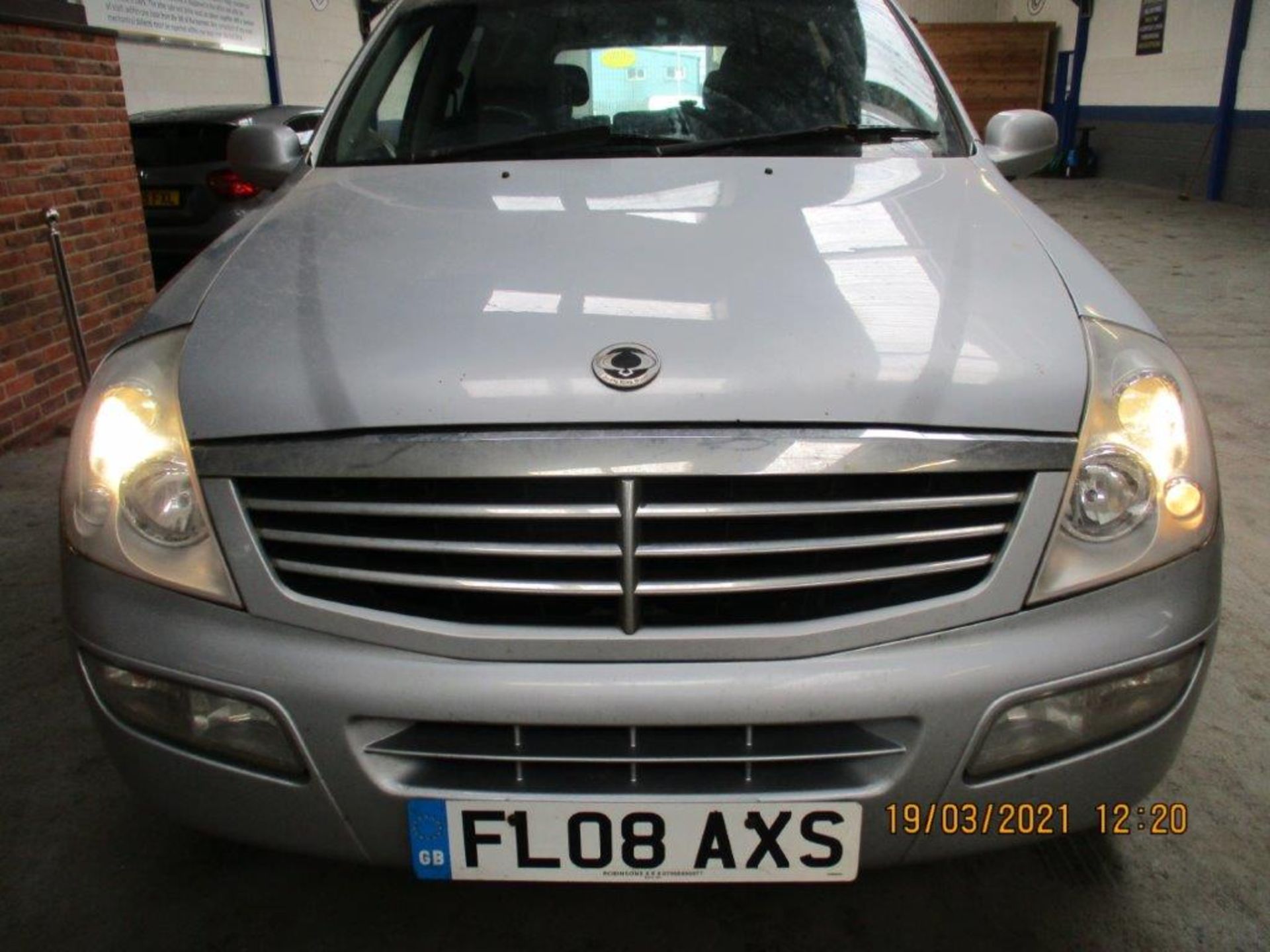 08 08 Ssangyong Rexton 270 S - Image 2 of 26