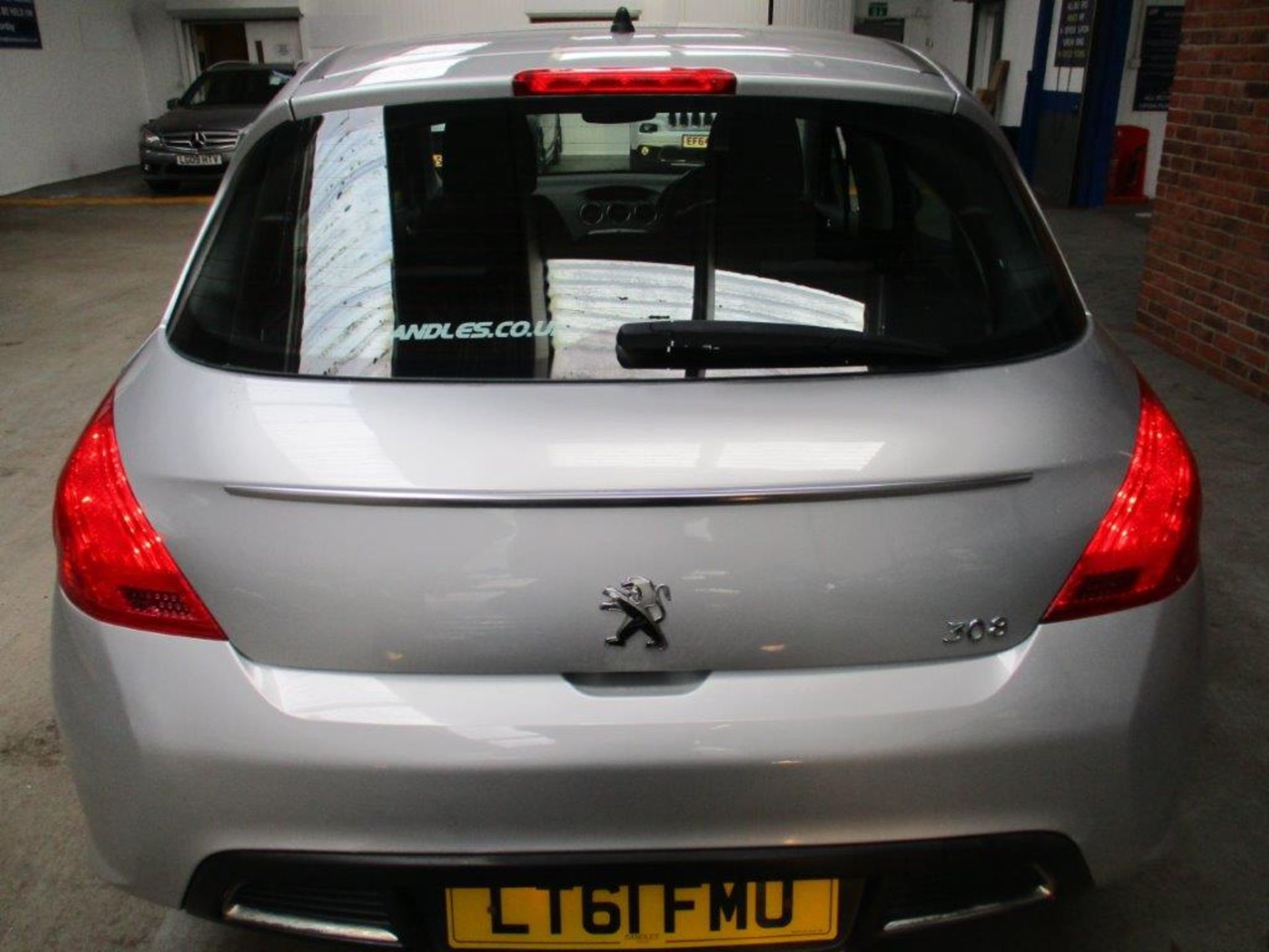 61 11 Peugeot 308 Active HDI - Image 3 of 19