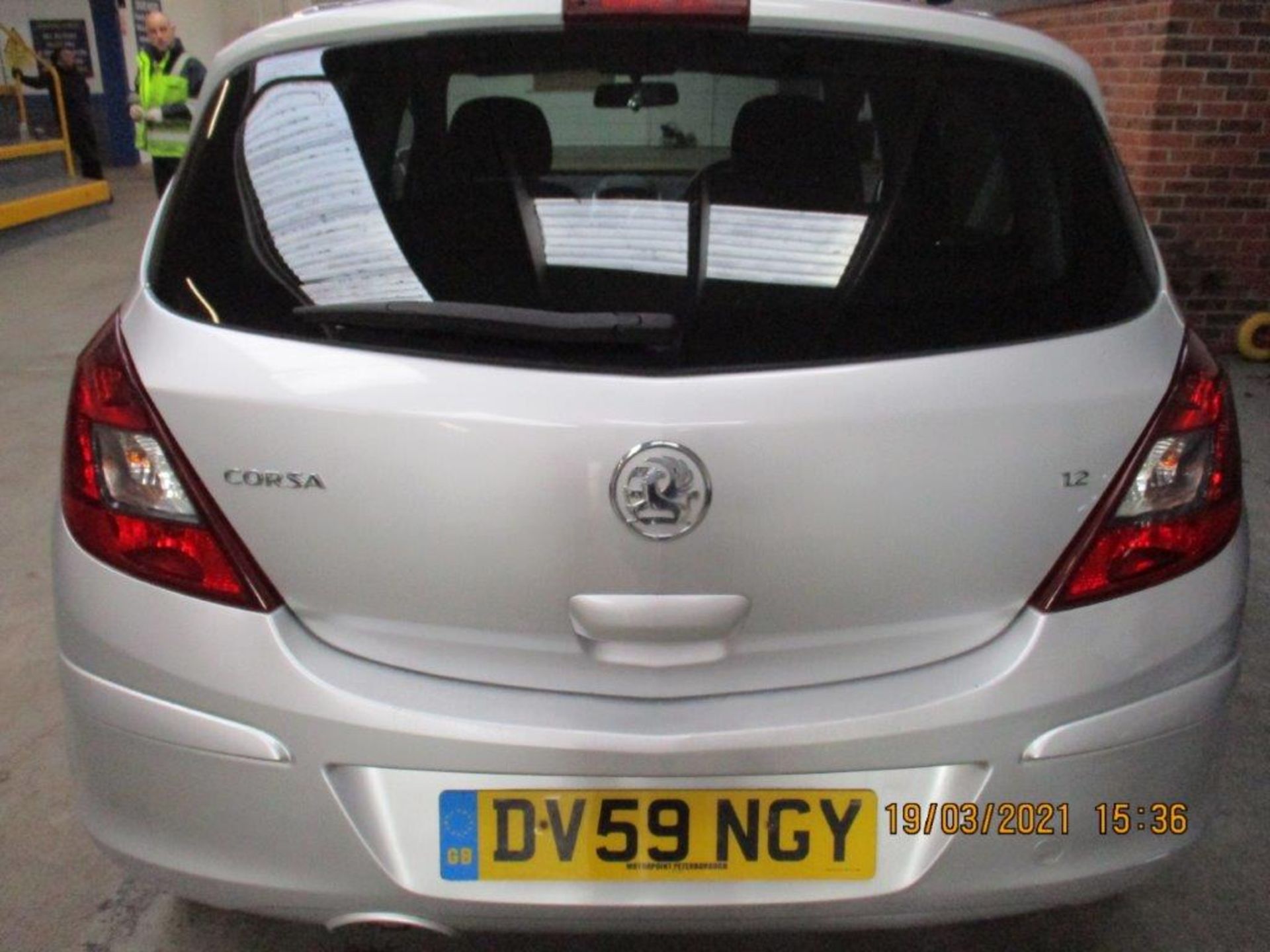 59 09 Vauxhall Corsa SXI A/C - Image 2 of 20