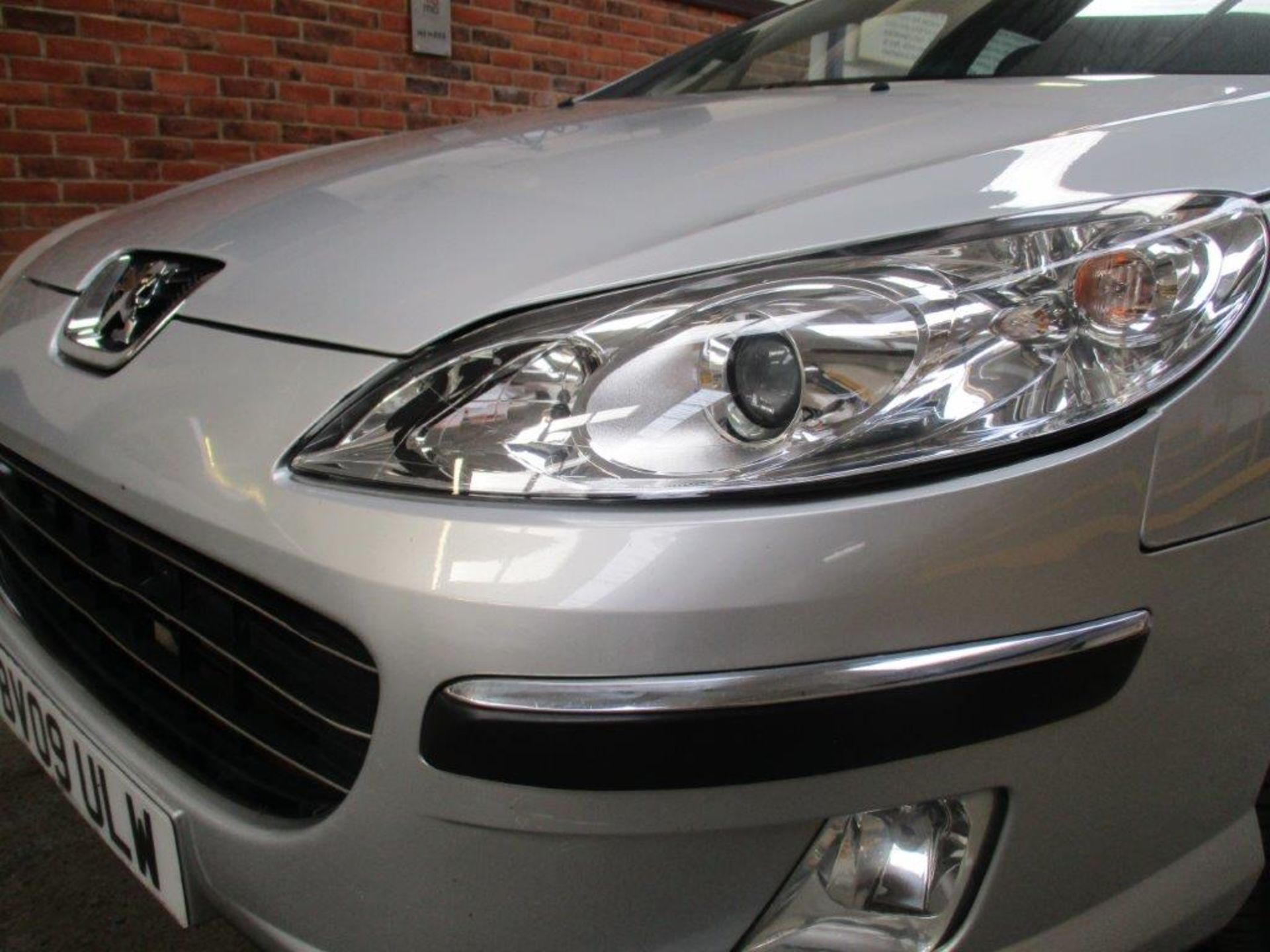 09 09 Peugeot 407 SW - Image 10 of 22