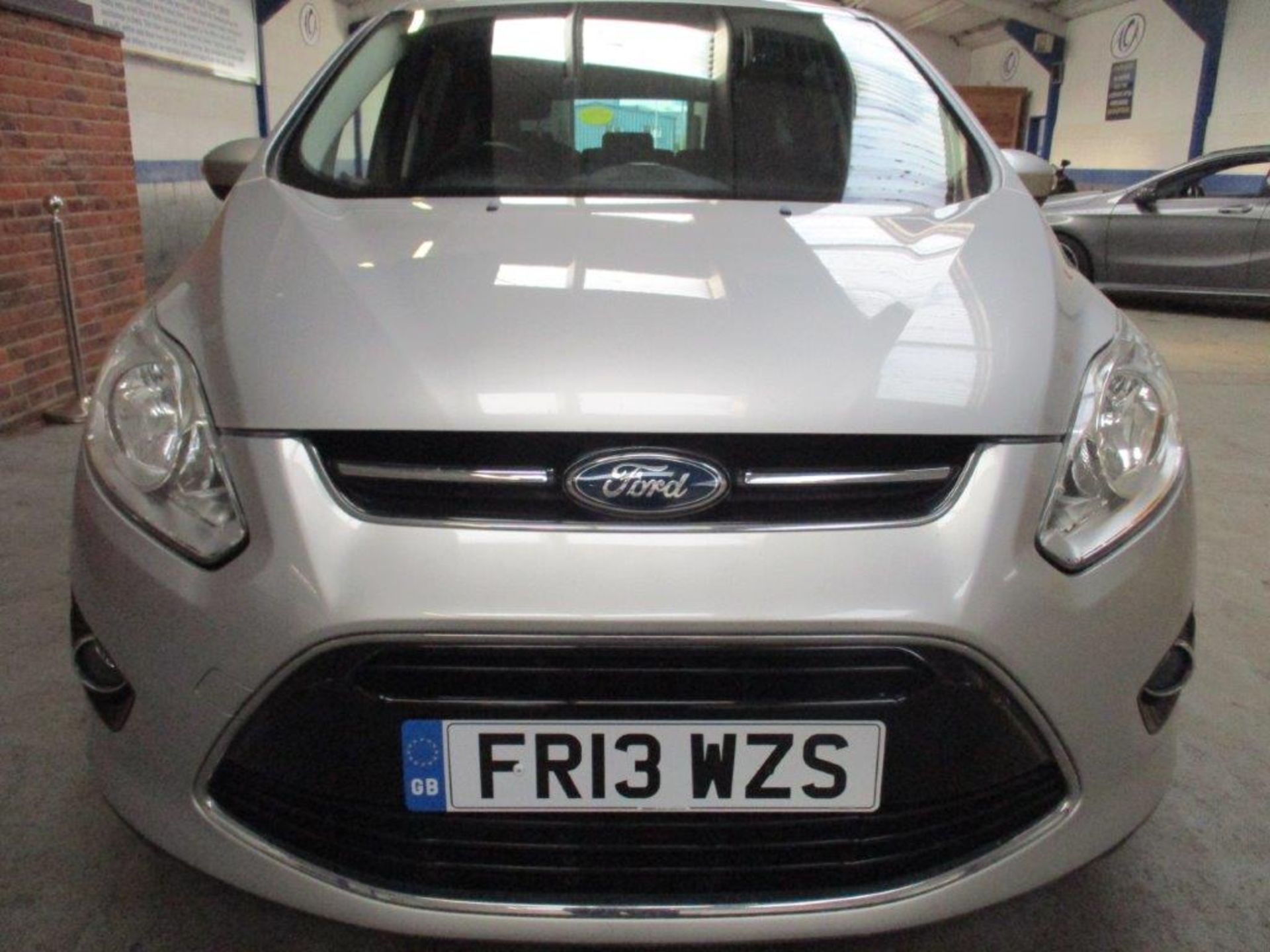 13 13 Ford C-Max Titanium TDCI - Image 4 of 22