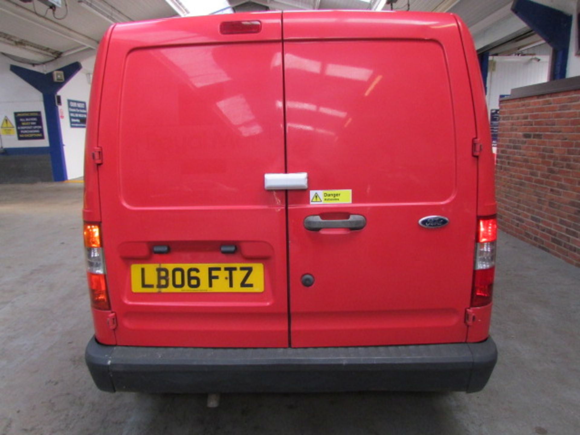 06 06 Ford Transit Connect - Image 3 of 22