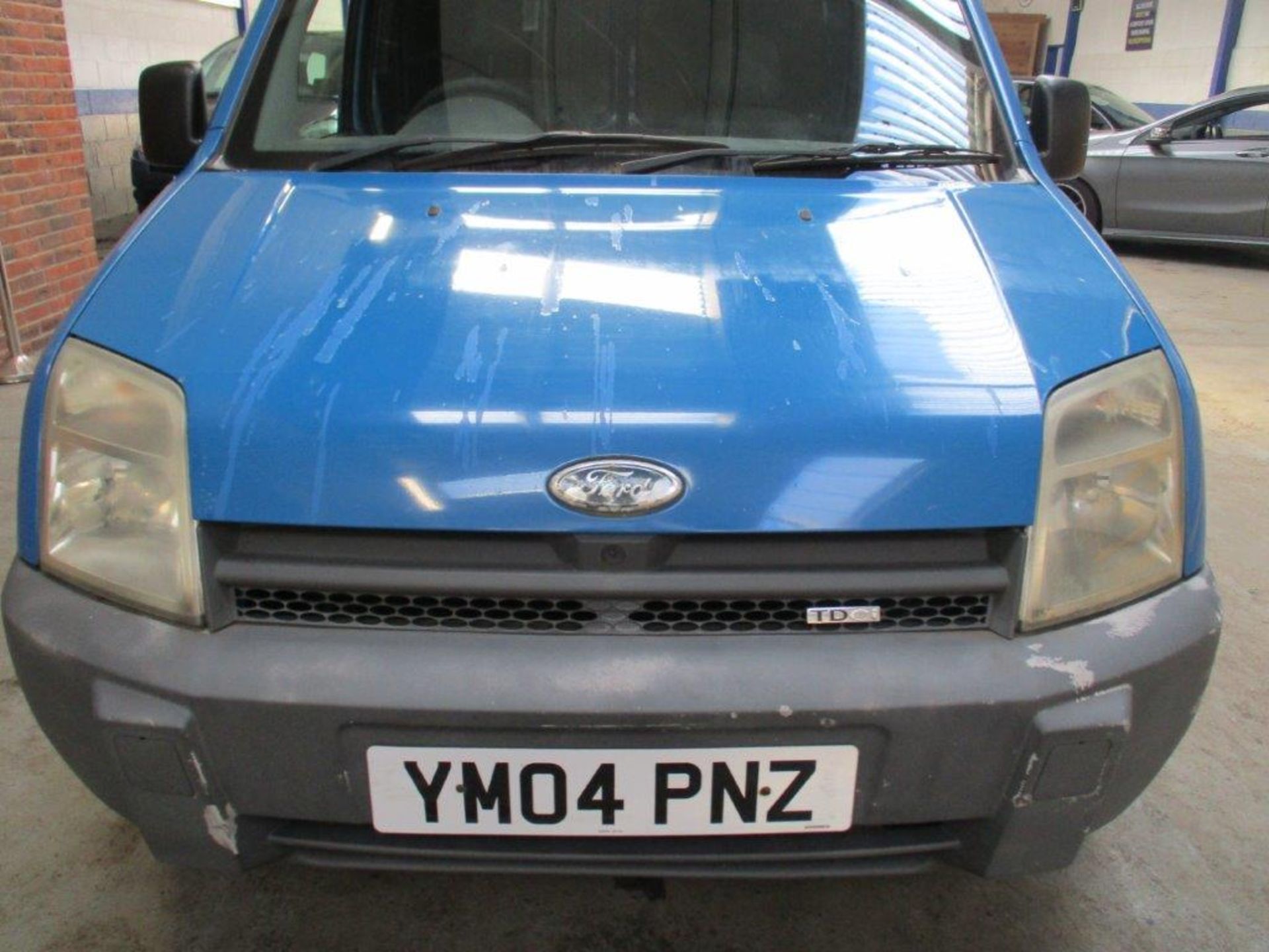 04 04 Ford Transit Connect L230D - Image 2 of 17