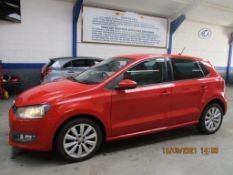 10 10 VW Polo Moda 70