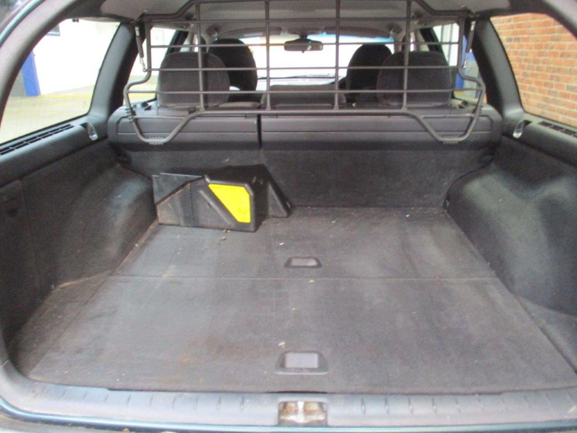 02 02 Volvo V70 S Estate - Image 22 of 22