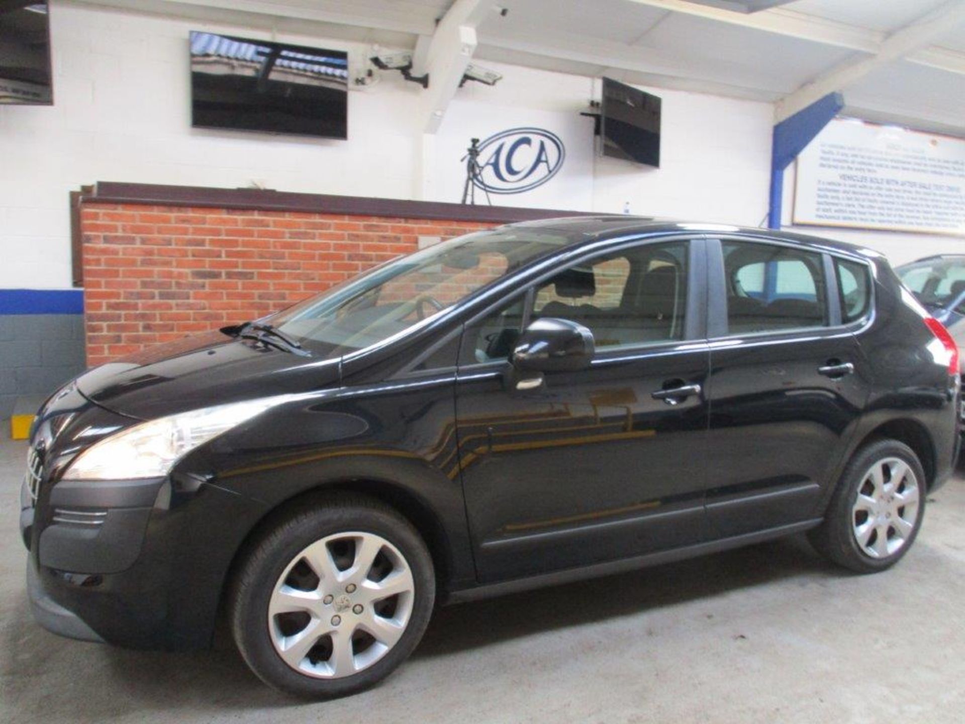 60 11 Peugeot 3008 Active HDI