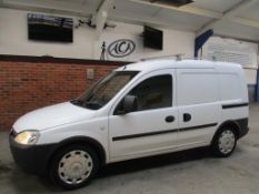 56 06 Vauxhall Combo CDTI