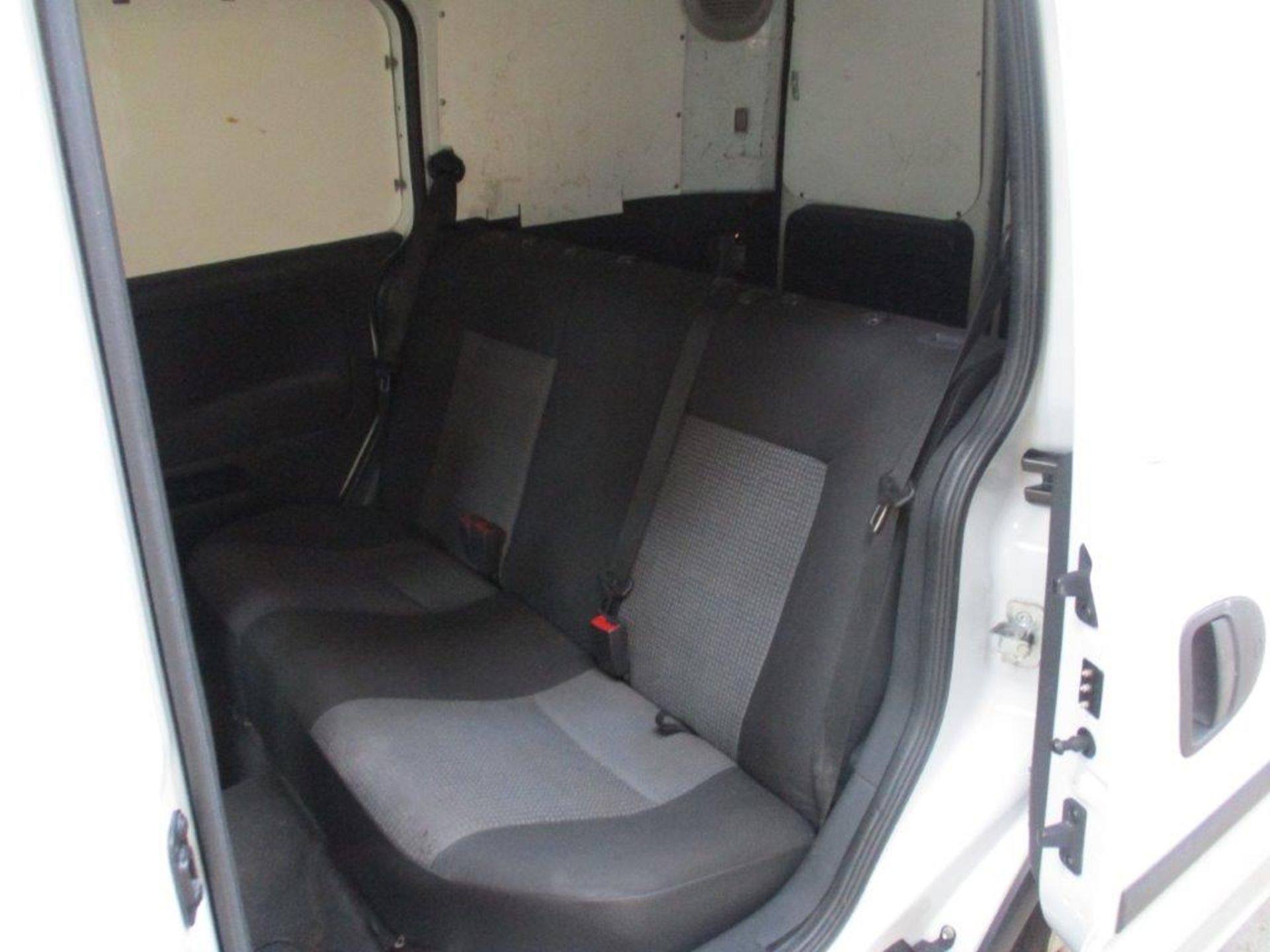 56 06 Vauxhall Combo CDTI - Image 26 of 26