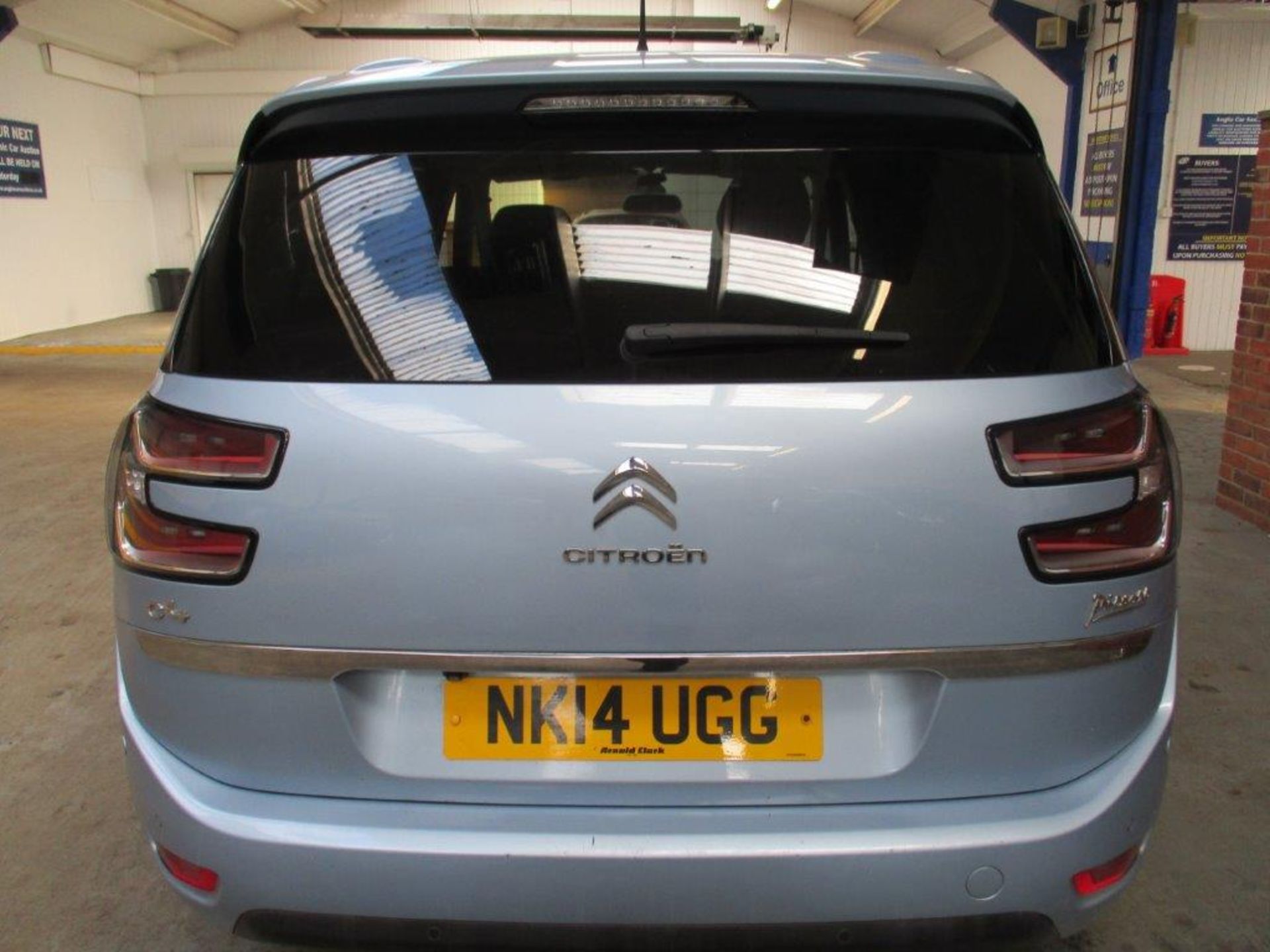 14 14 Citroen C4 GR Picasso EX HDI - Image 3 of 26