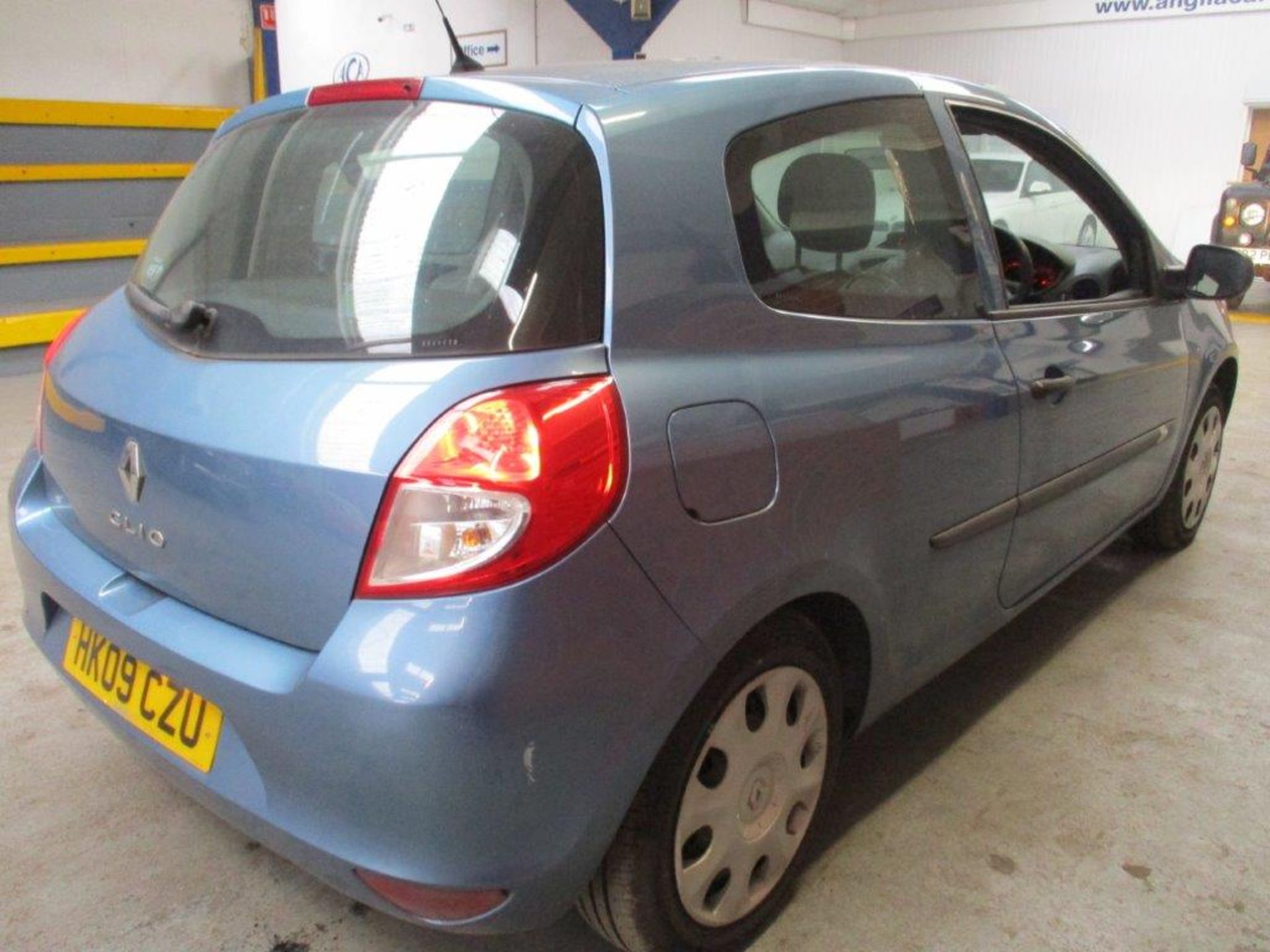 09 09 Renault Clio Extreme - Image 3 of 20