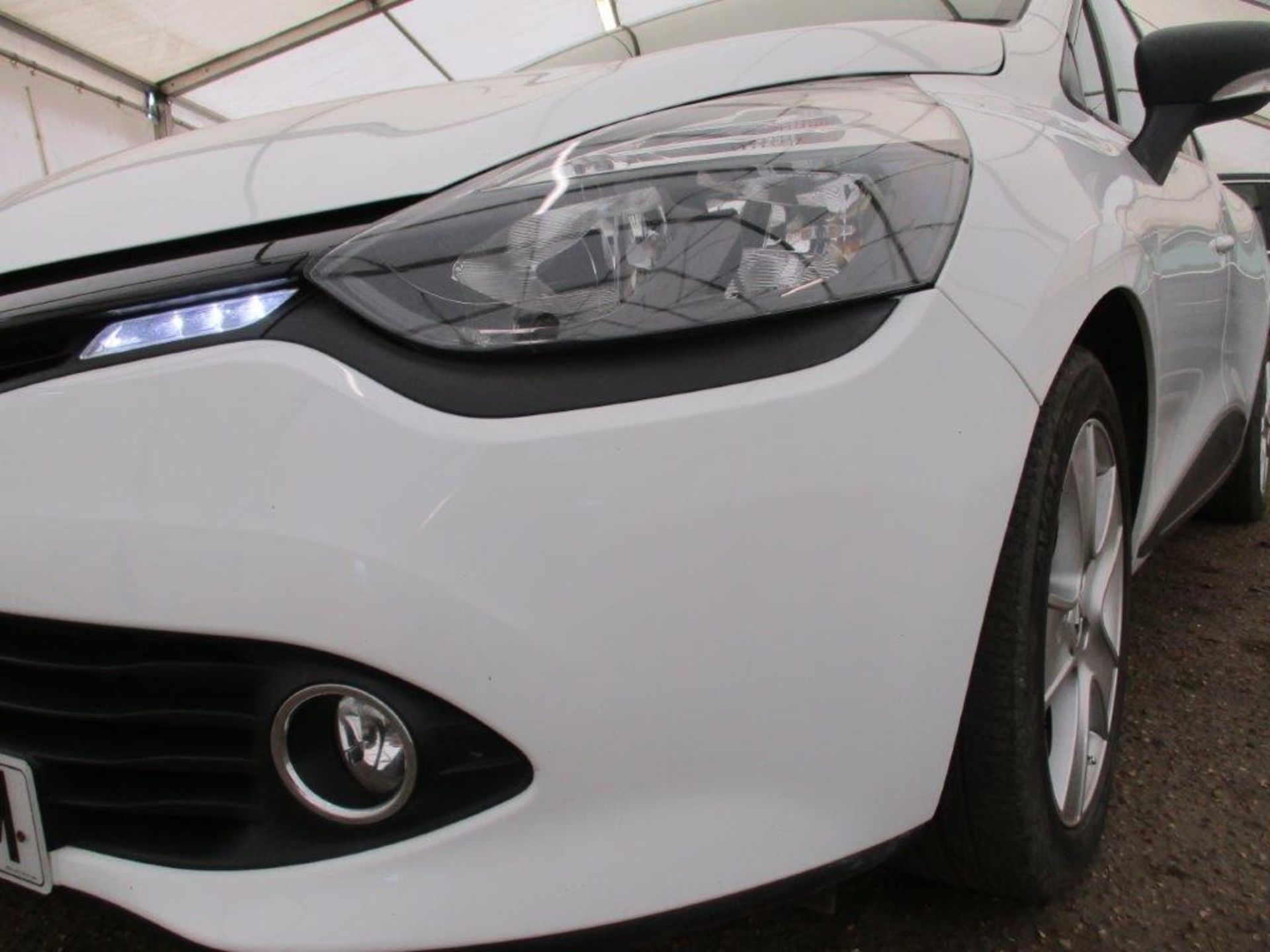 14 14 Renault Clio Expr-N+ Energy - Image 11 of 22