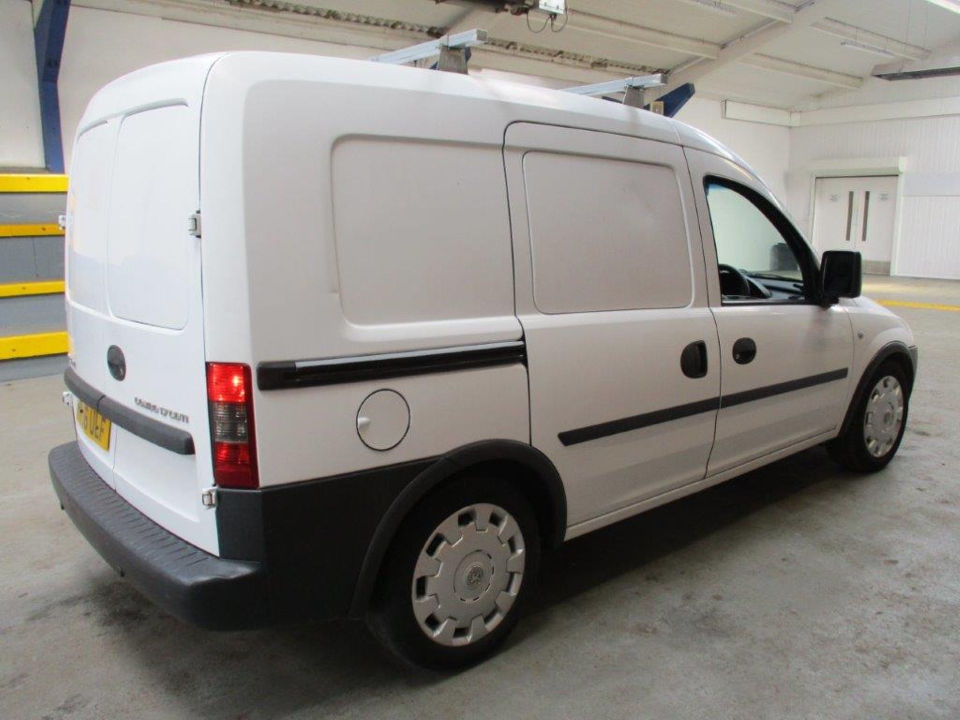 56 06 Vauxhall Combo CDTI - Image 2 of 26