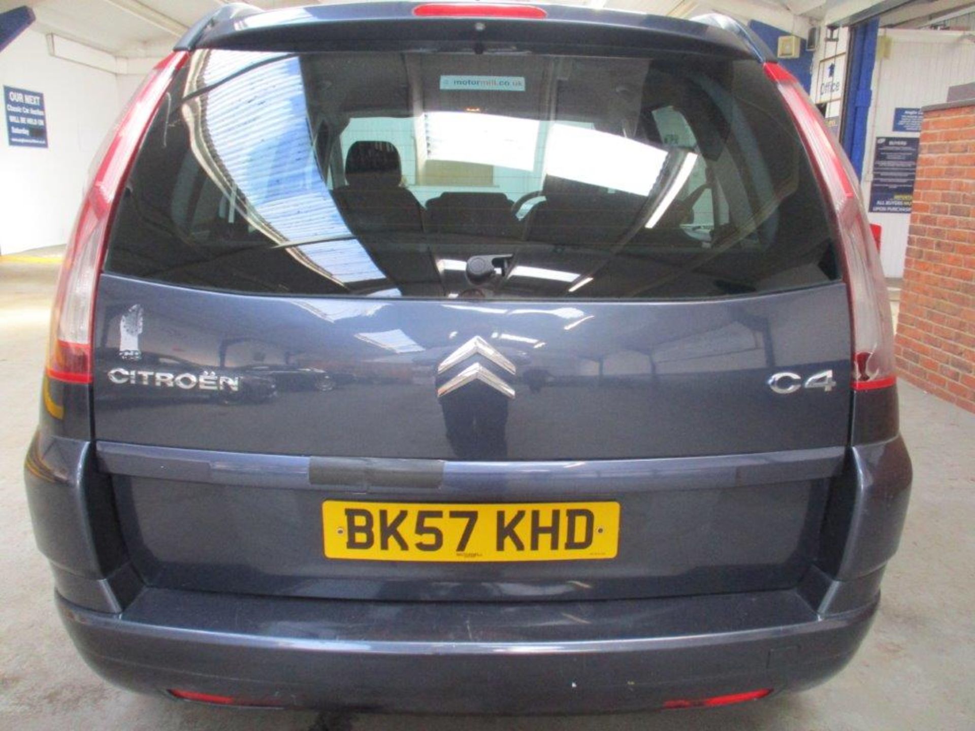 57 07 Citroen C4 Picasso 7 VTR+ HDI - Image 2 of 22