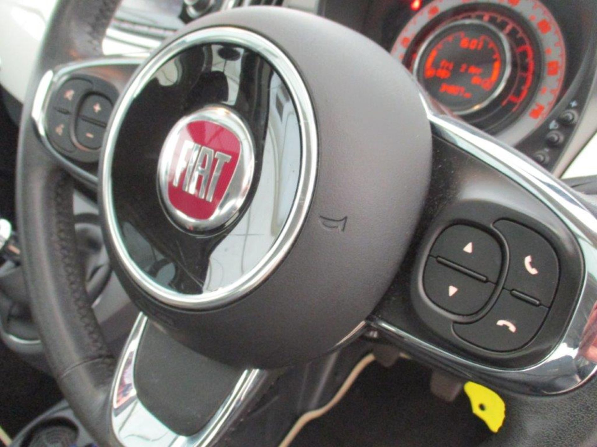 65 15 Fiat 500 Lounge - Image 9 of 27