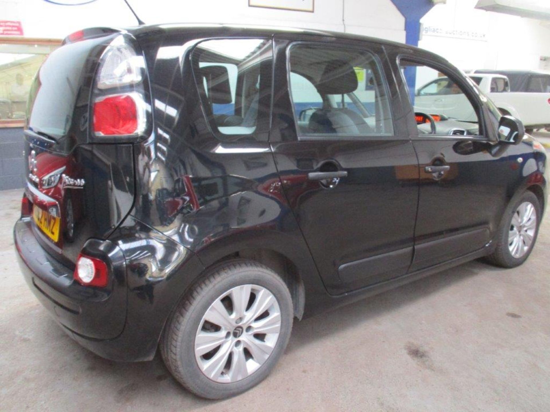 62 12 Citroen C3 Picasso VTR + - Image 2 of 18