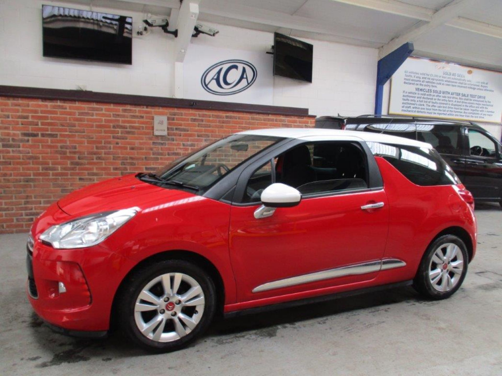 62 12 Citroen DS3 Dstyle E-HDi