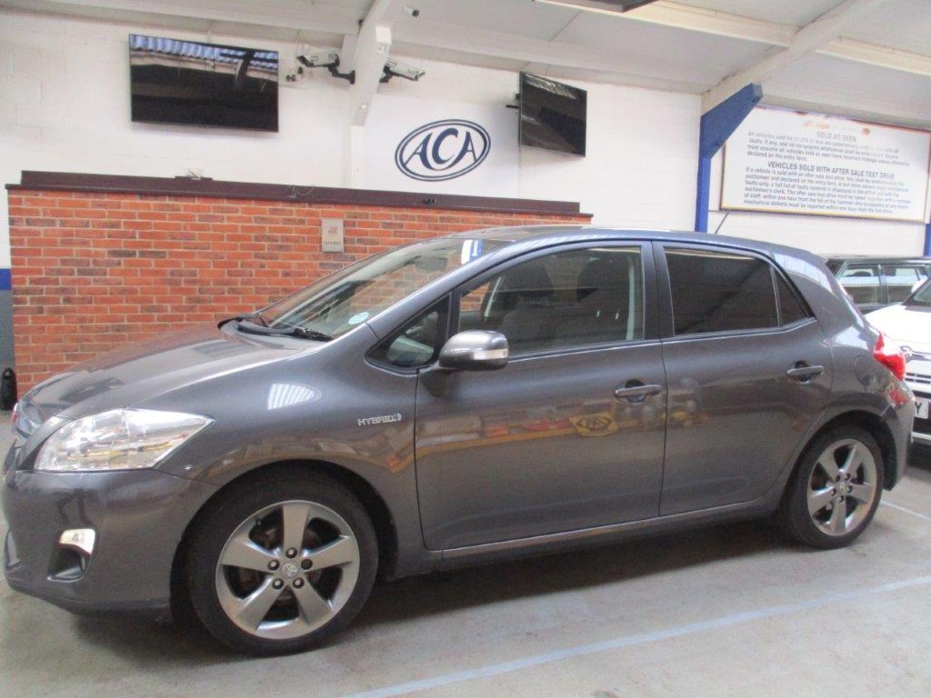 62 12 Toyota Auris Hybrid T4 CVT