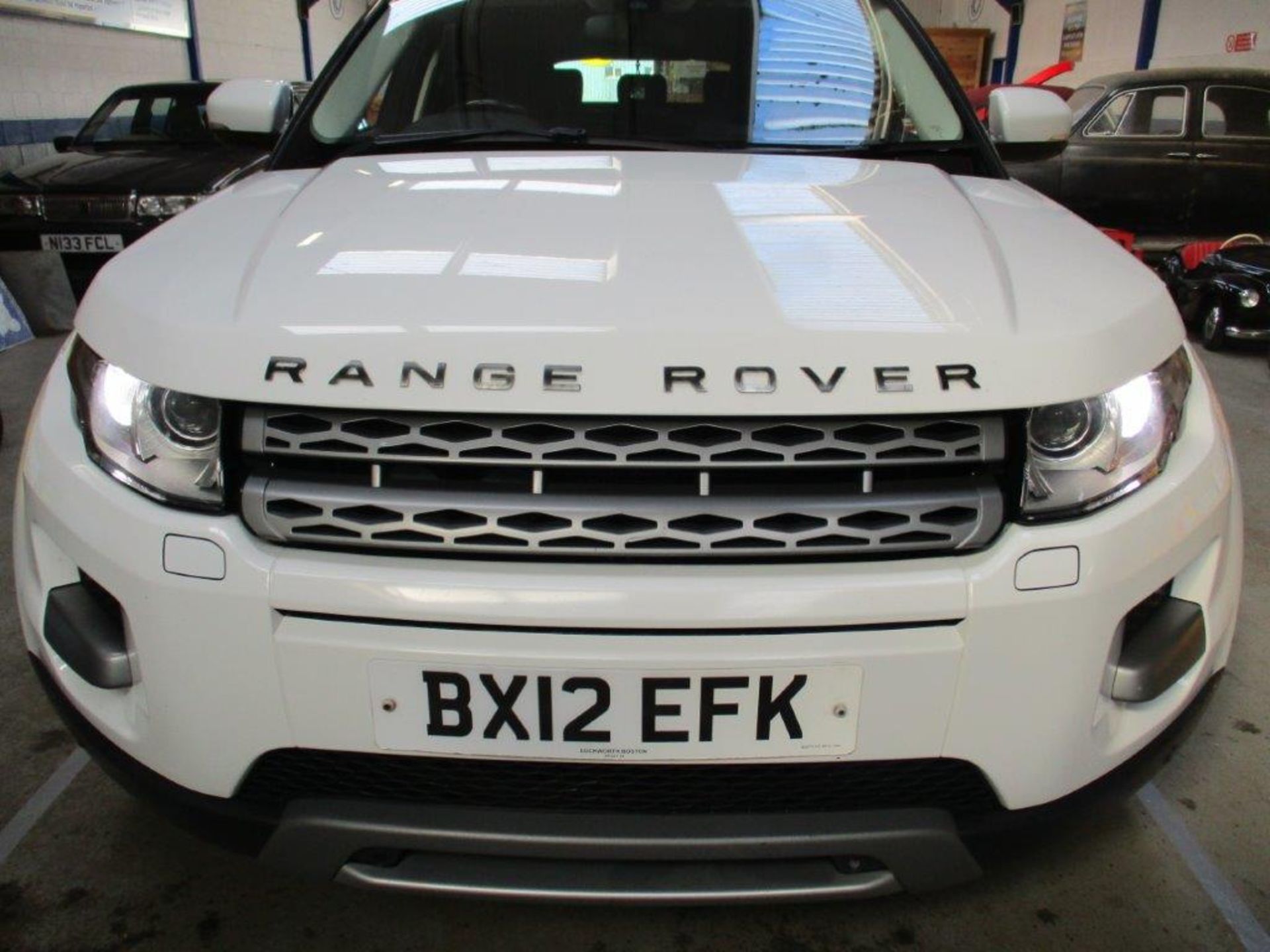 12 12 Range Rover Evoque Pure T - Image 4 of 23