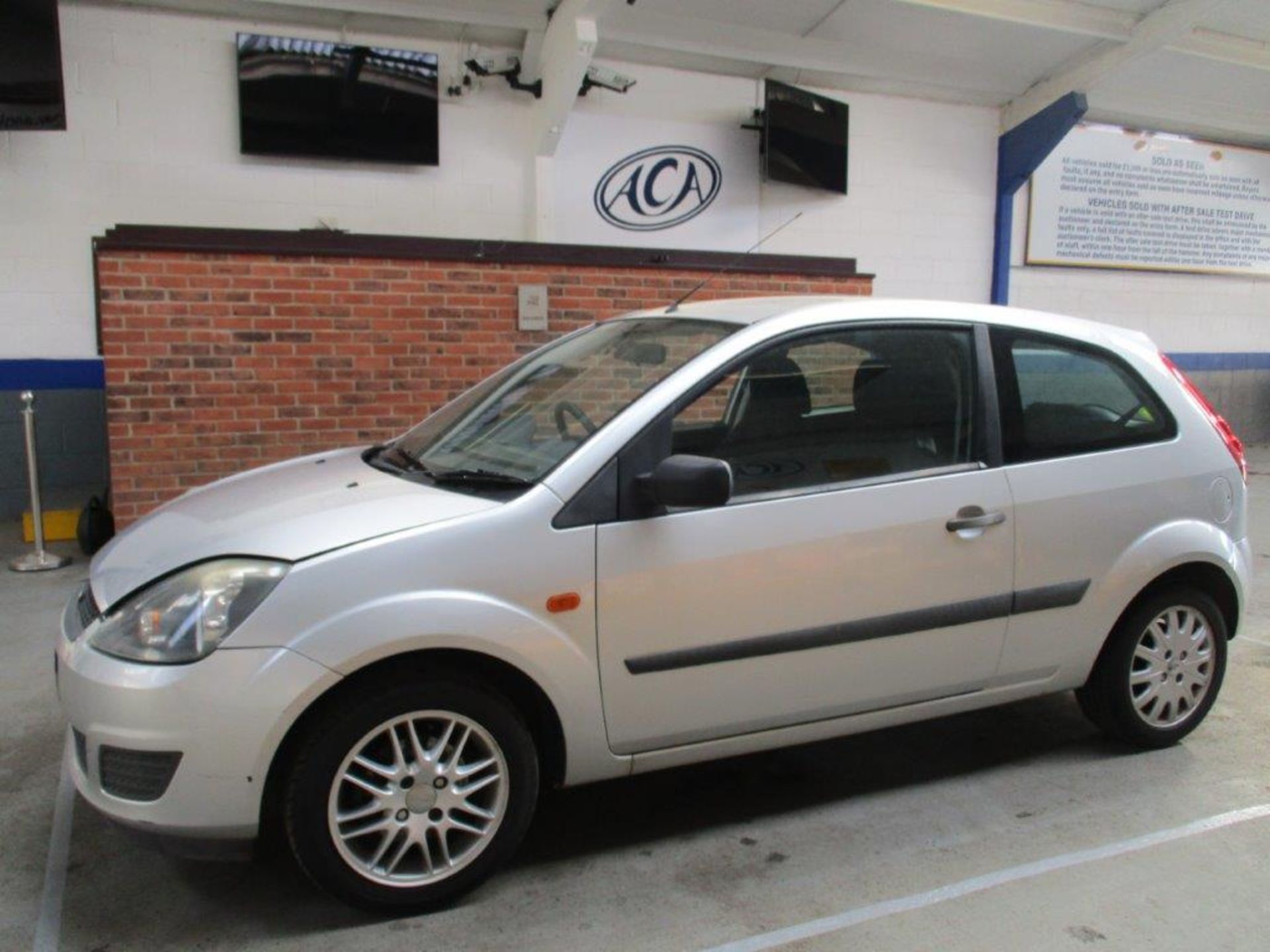 08 08 Ford Fiesta Style