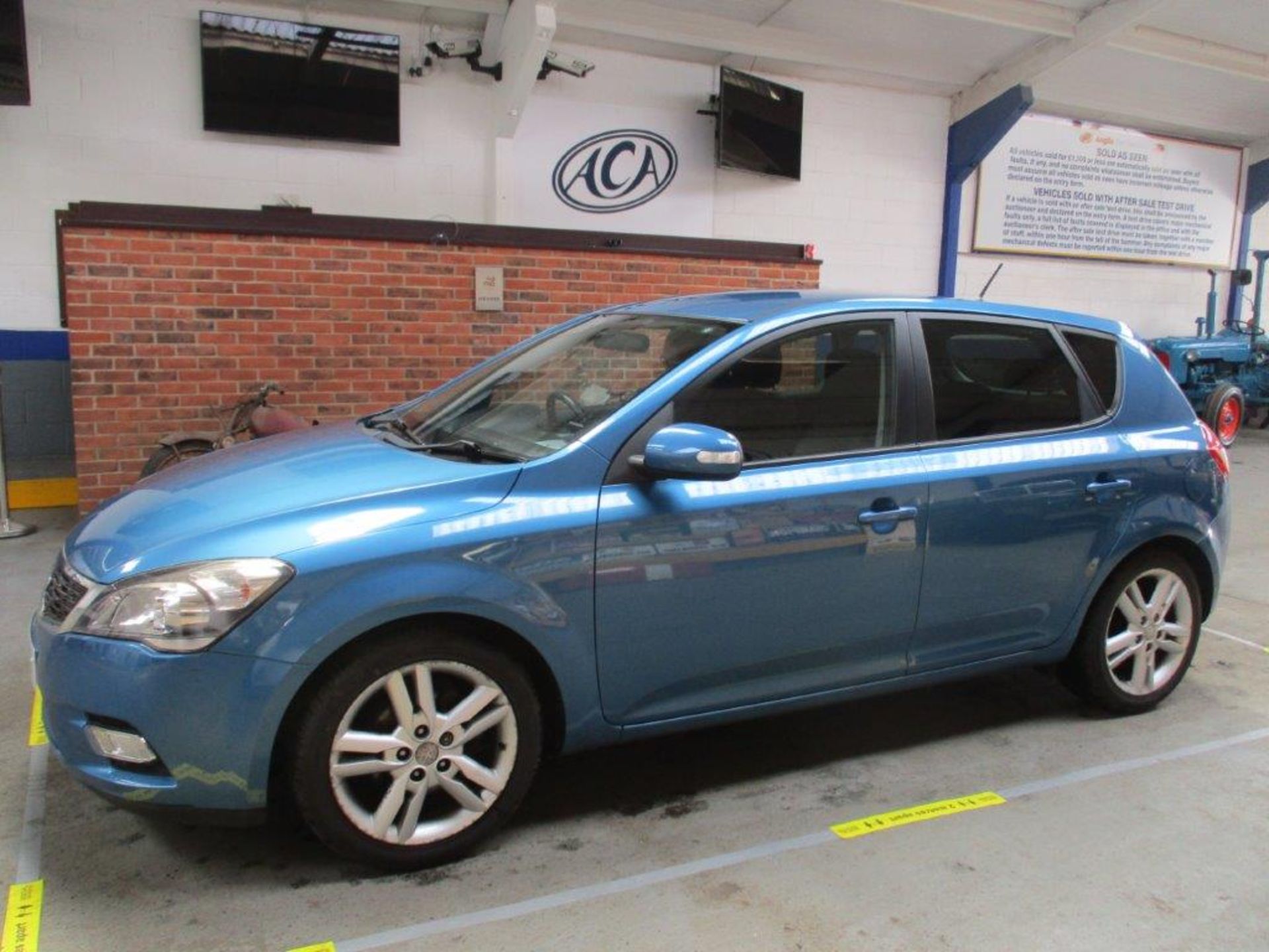 12 12 Kia Ceed 4 CRDI