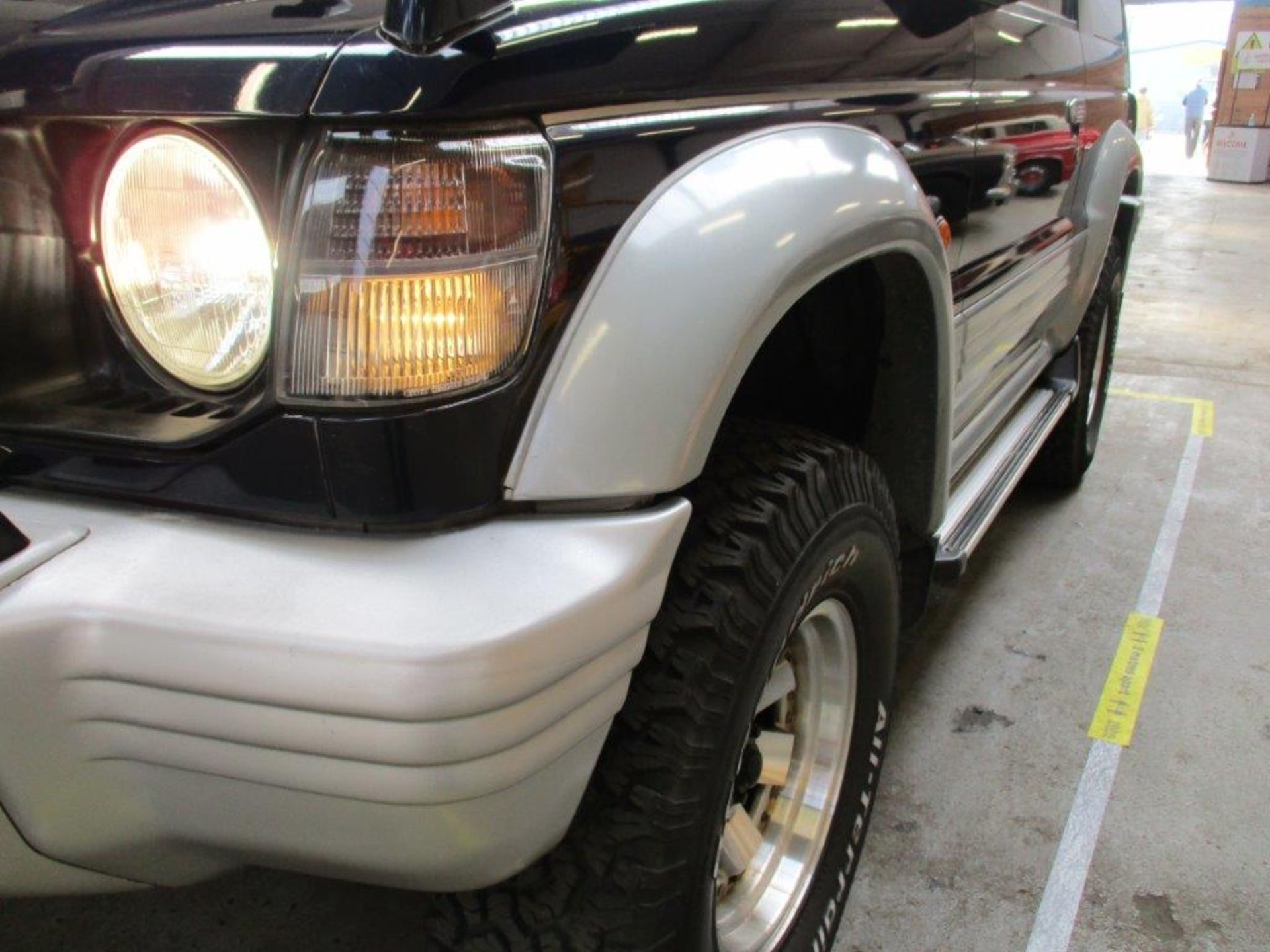 1996 Mitsubishi Pajero - Image 11 of 27