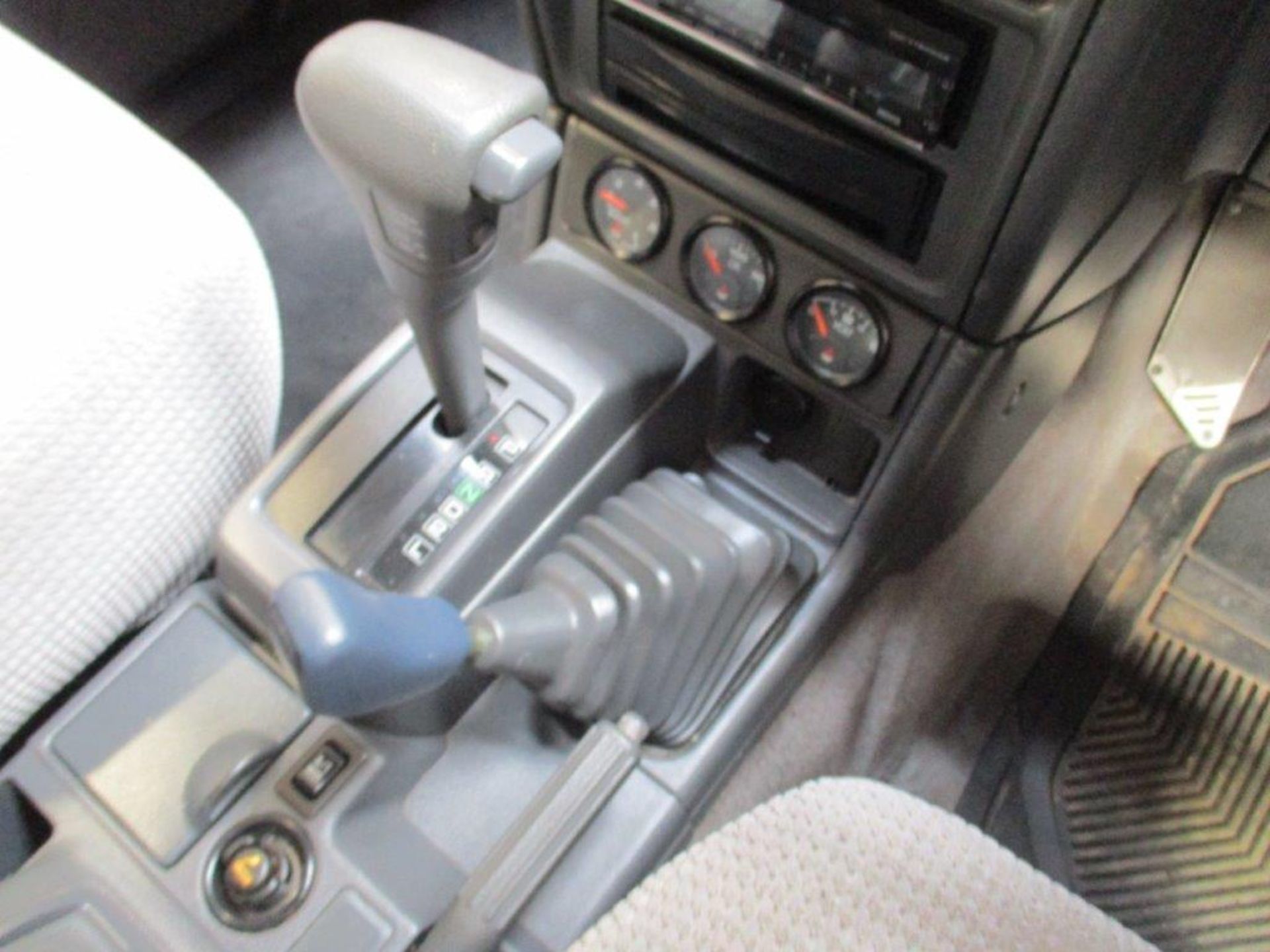 1996 Mitsubishi Pajero - Image 20 of 27