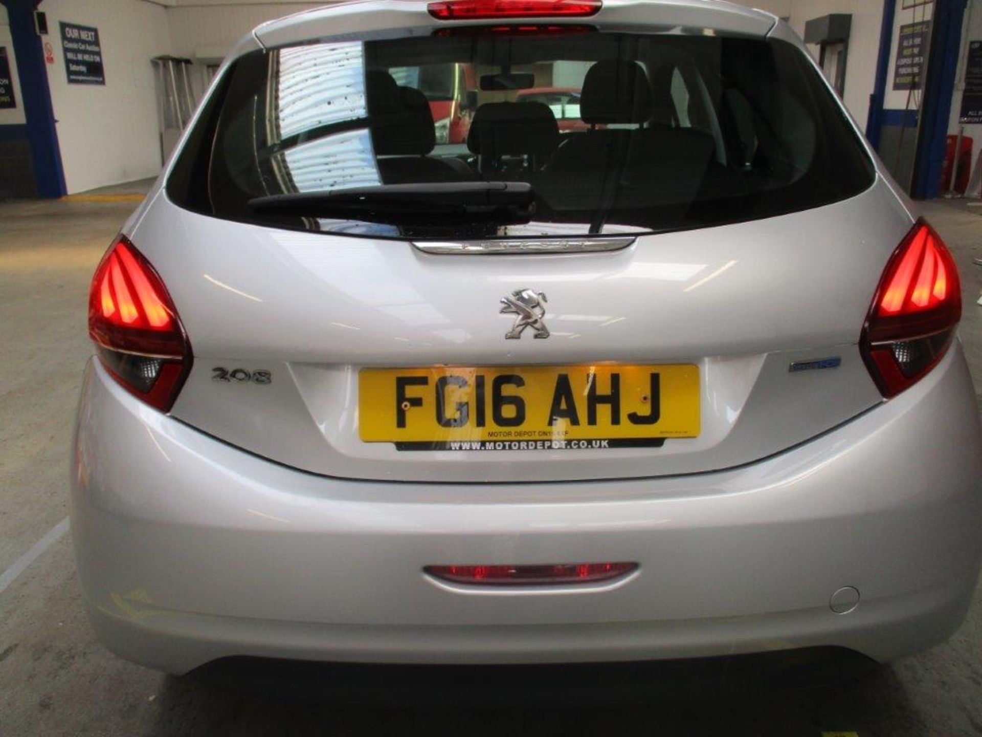 16 16 Peugeot 208 Active Blue HDI - Image 12 of 22