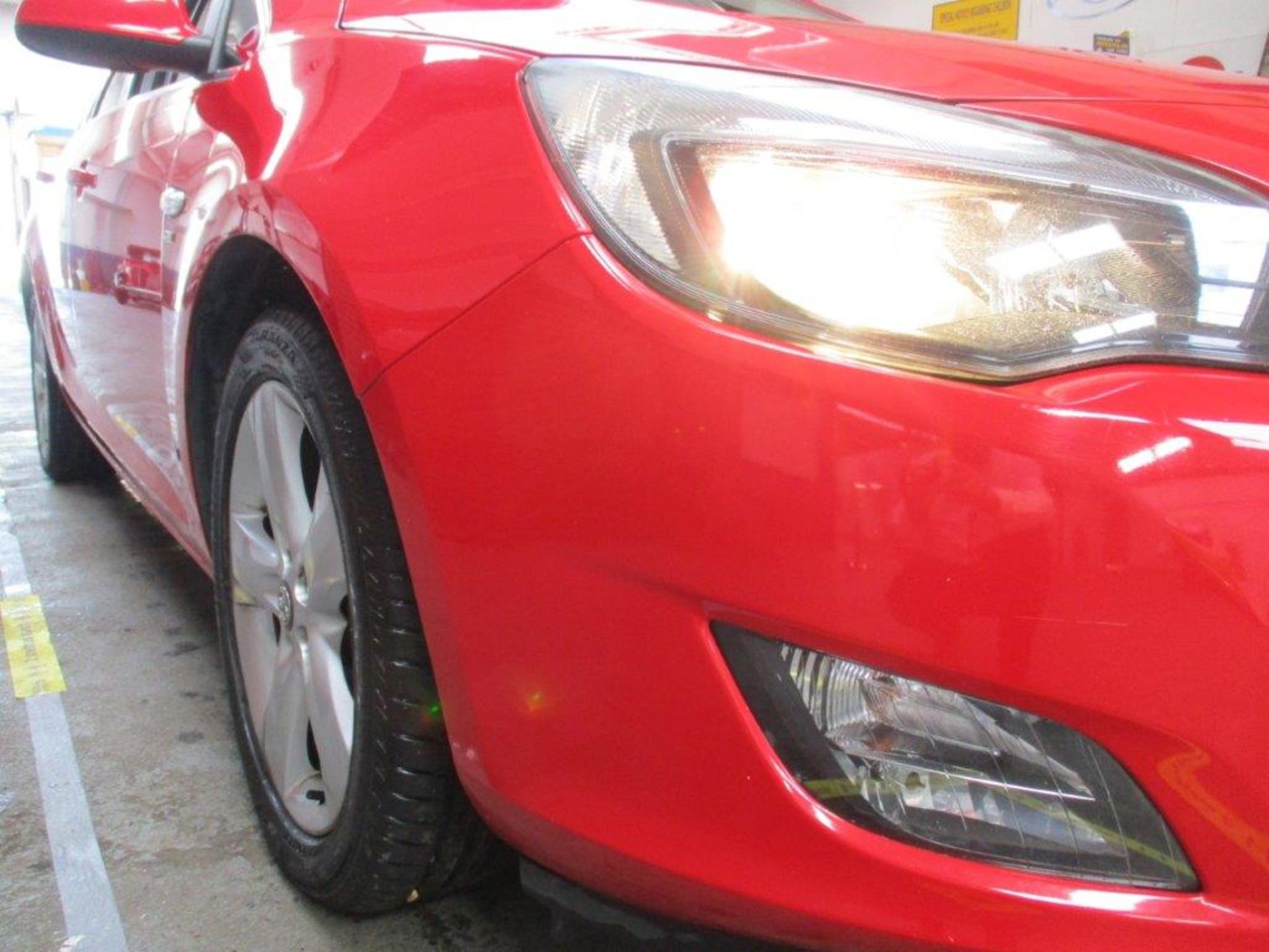 11 11 Vauxhall Astra SRI - Image 11 of 21