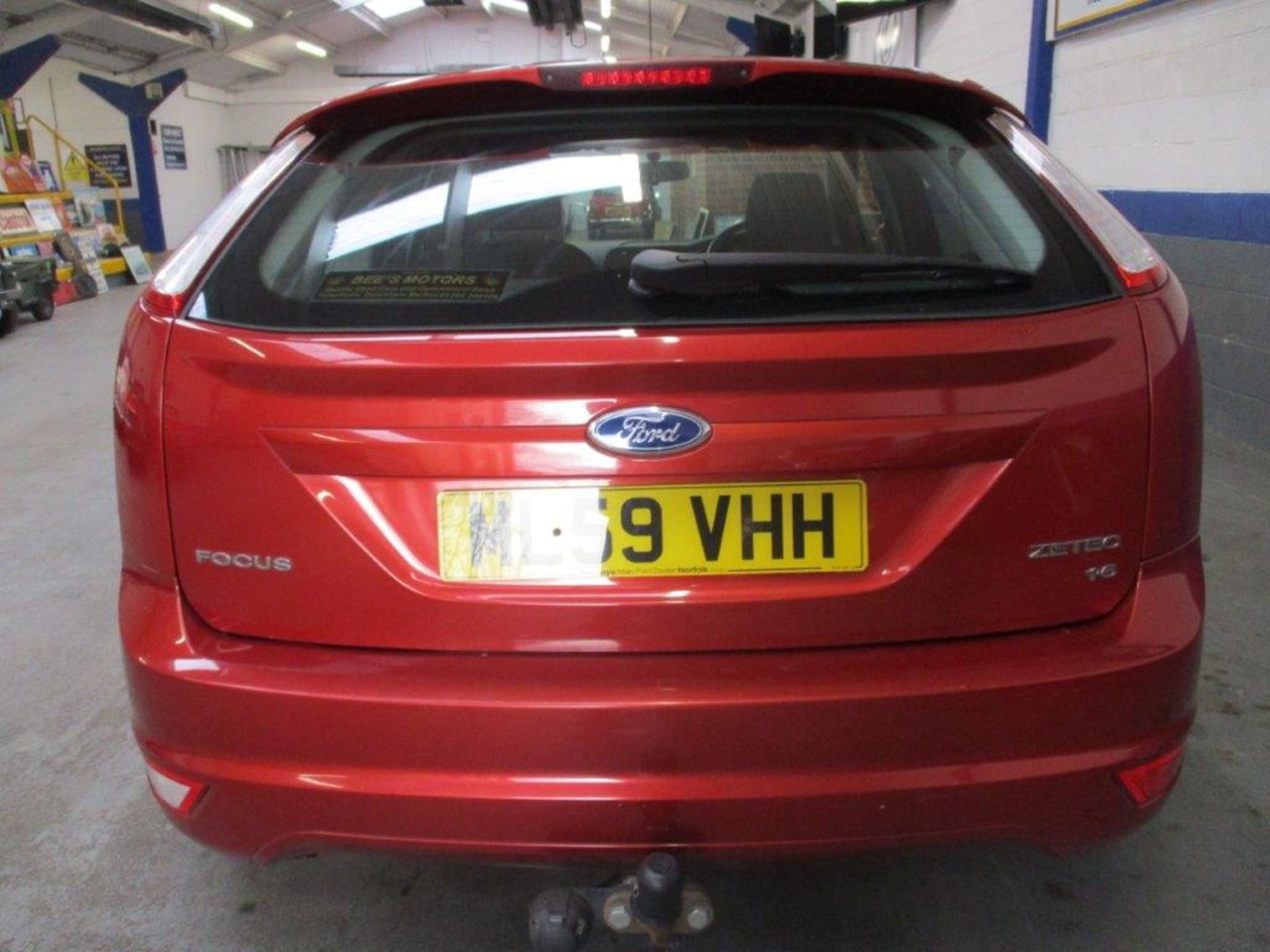 59 09 Ford Focus Zetec 100 - Image 9 of 21