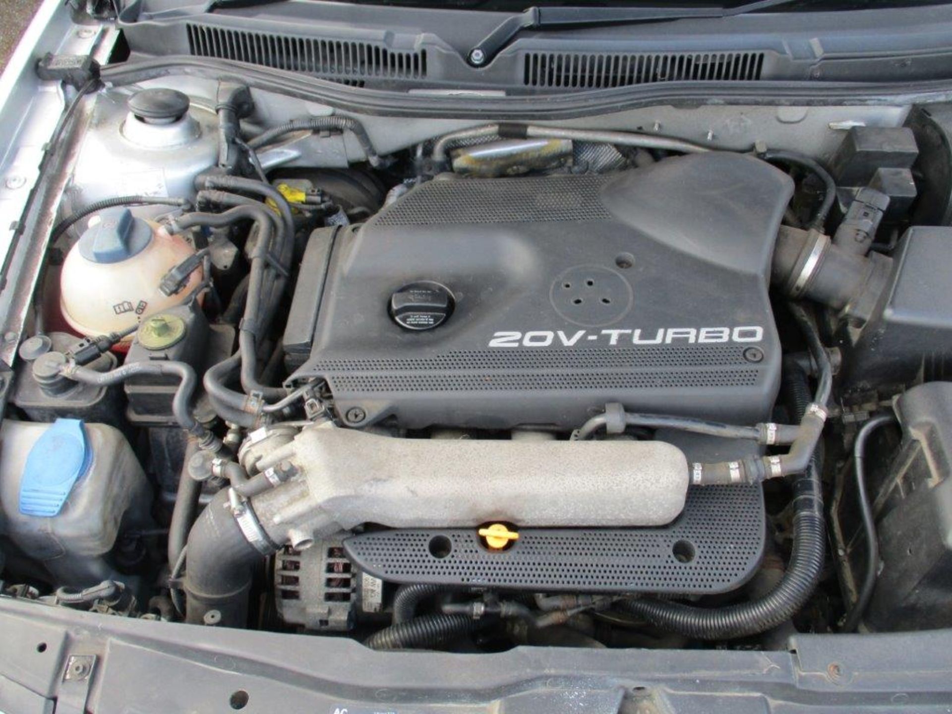 51 01 VW Golf GTI Turbo - Image 24 of 25