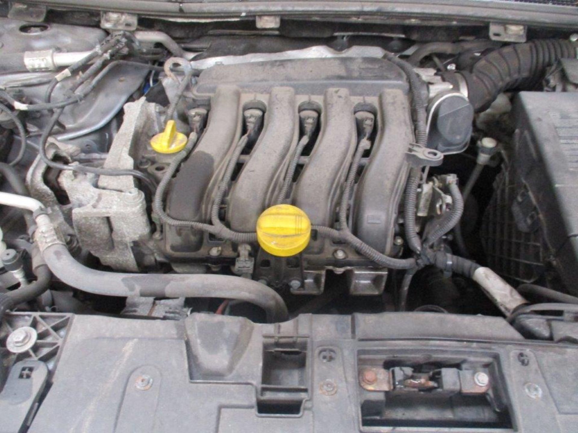 11 11 Renault Megane Expression VVT - Image 22 of 23